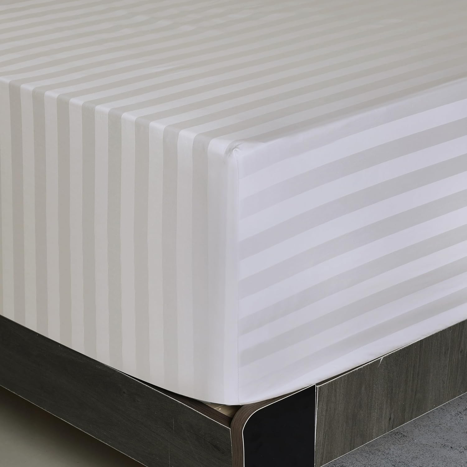 Twin XL Size Striped Fitted Sheet Beige for Adjustable Bed