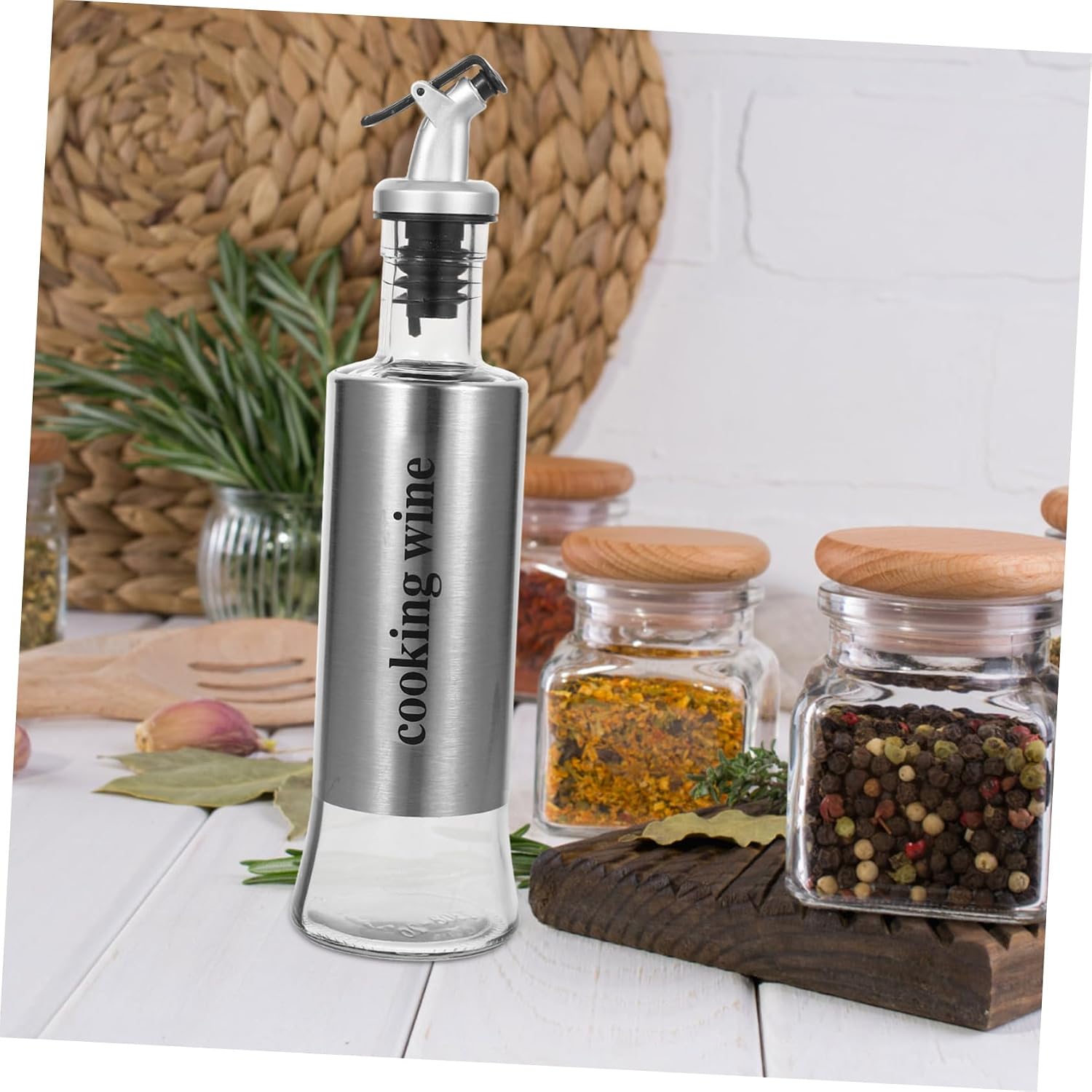 4pcs Oil Can Dispenser Spray and Pour Seasoning Bottles Stainless Steel Oil Pot Vinegar Dispenser Kitchen Accessory