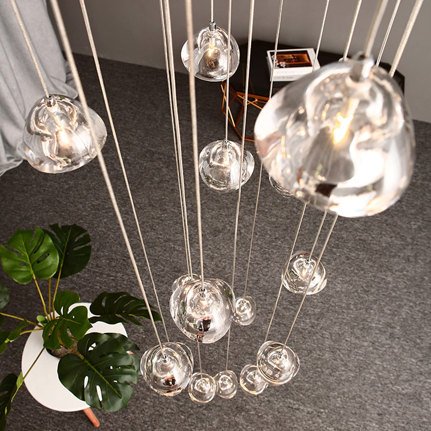 Nowoczesna Lampa Wisząca LED Villa - Żyrandol z Regulacją Wysokości do Jadalni, Przedpokoju, Klatki Schodowej, Salonu, Hotelu - Szklana, Okrągła, 14 Żarówek