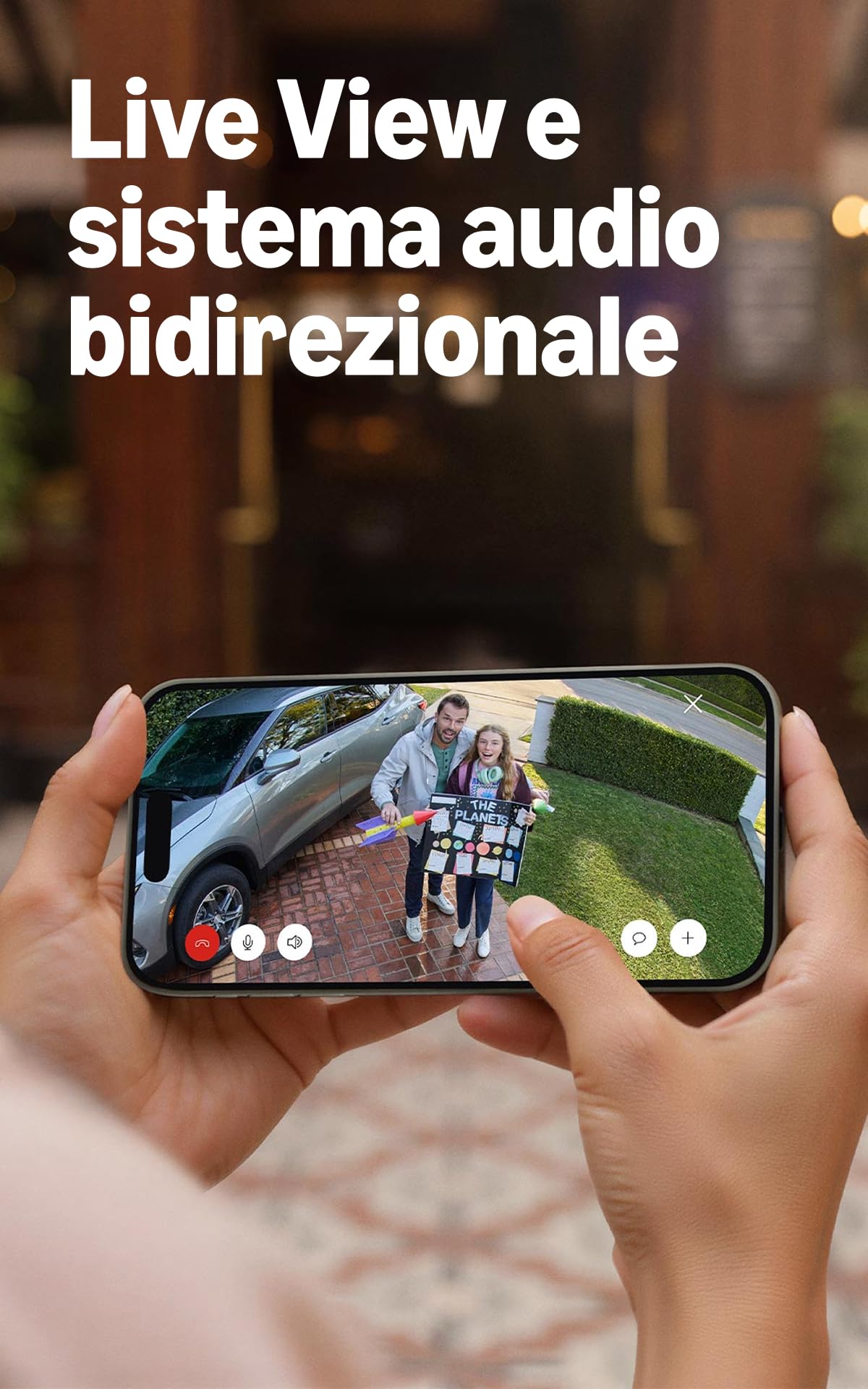 Ring Videocamera con proiettori (Floodlight Cam), alimentazione via cavo(ultimo modello),video 2K, zoom avanzato 6x, proiettori ultraluminosi,prova gratuita di 30 giorni del piano di abbonamento Ring