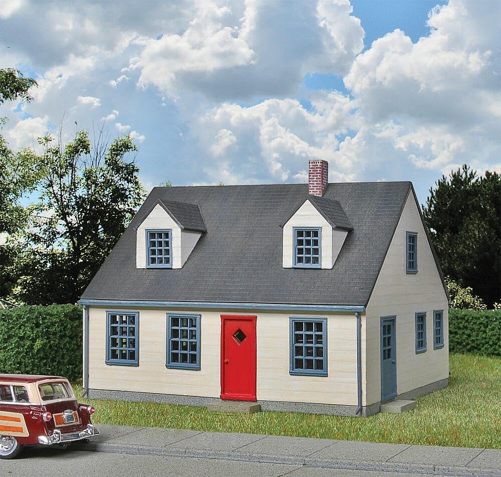 Walthers Cornerstone Cape Cod House