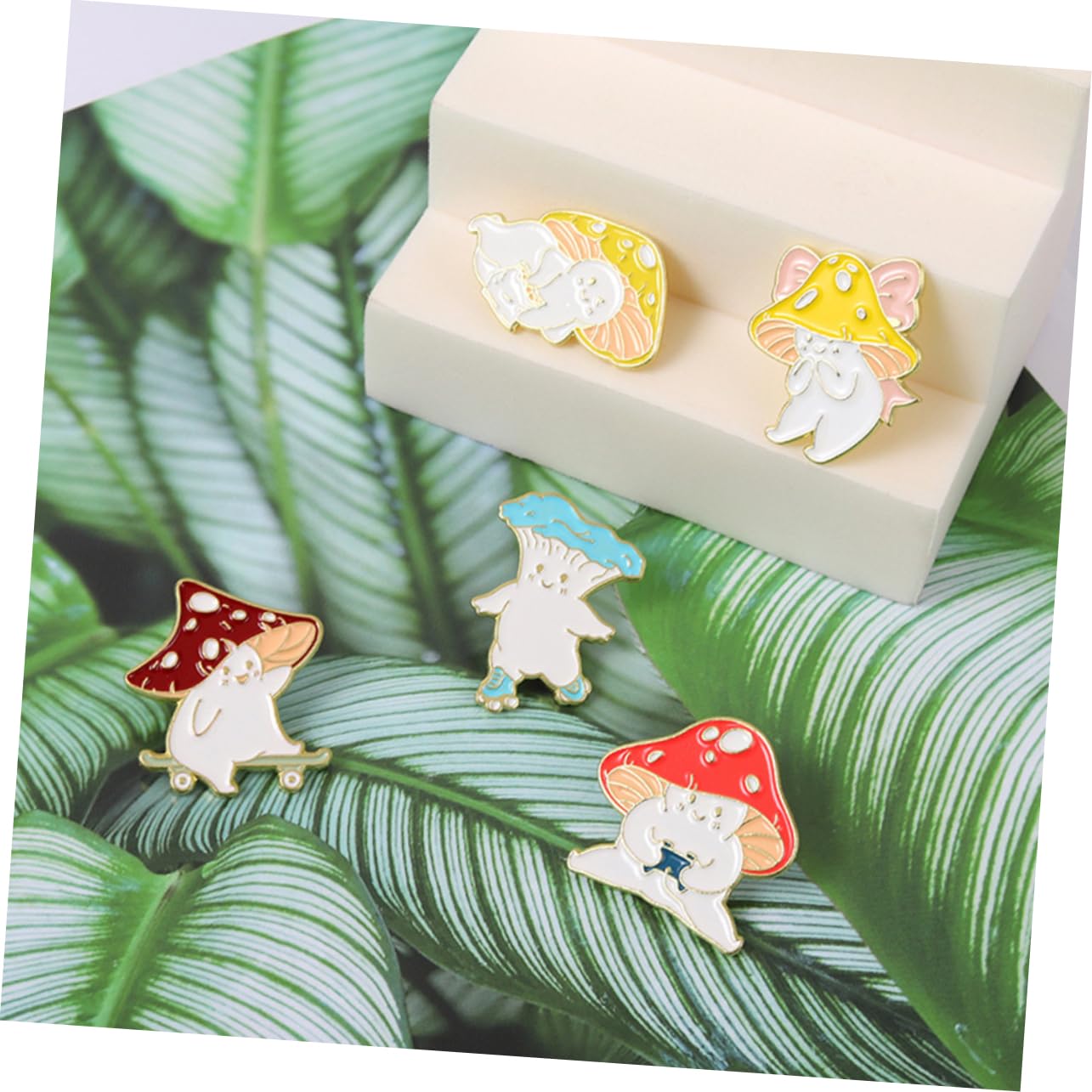 SOIMISS 40stücke Teiliges Bunte Pilz Broschen Für Damen Cartoon Pilz Anstecker Als Modisches Accessoire Für Kleidung Taschen Und Hüte Kreatives Design Mit Praktischer Befestigung Und