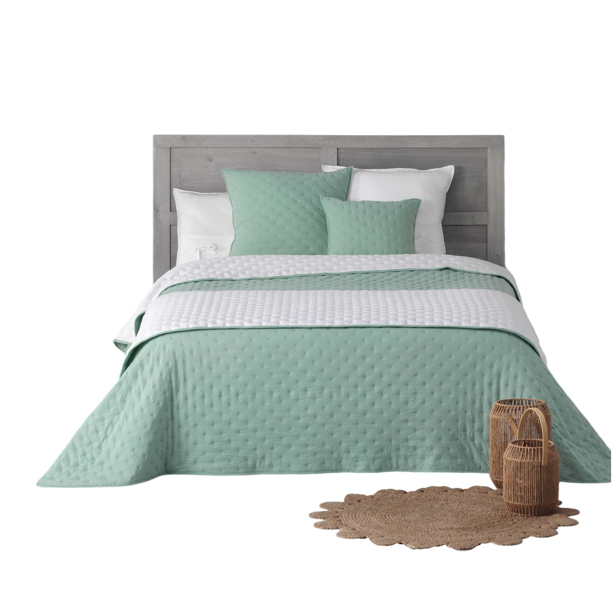 douceur d'intérieur couvre lit 2 personnes matelasse 220x240 cm microfibre unie erika blanc