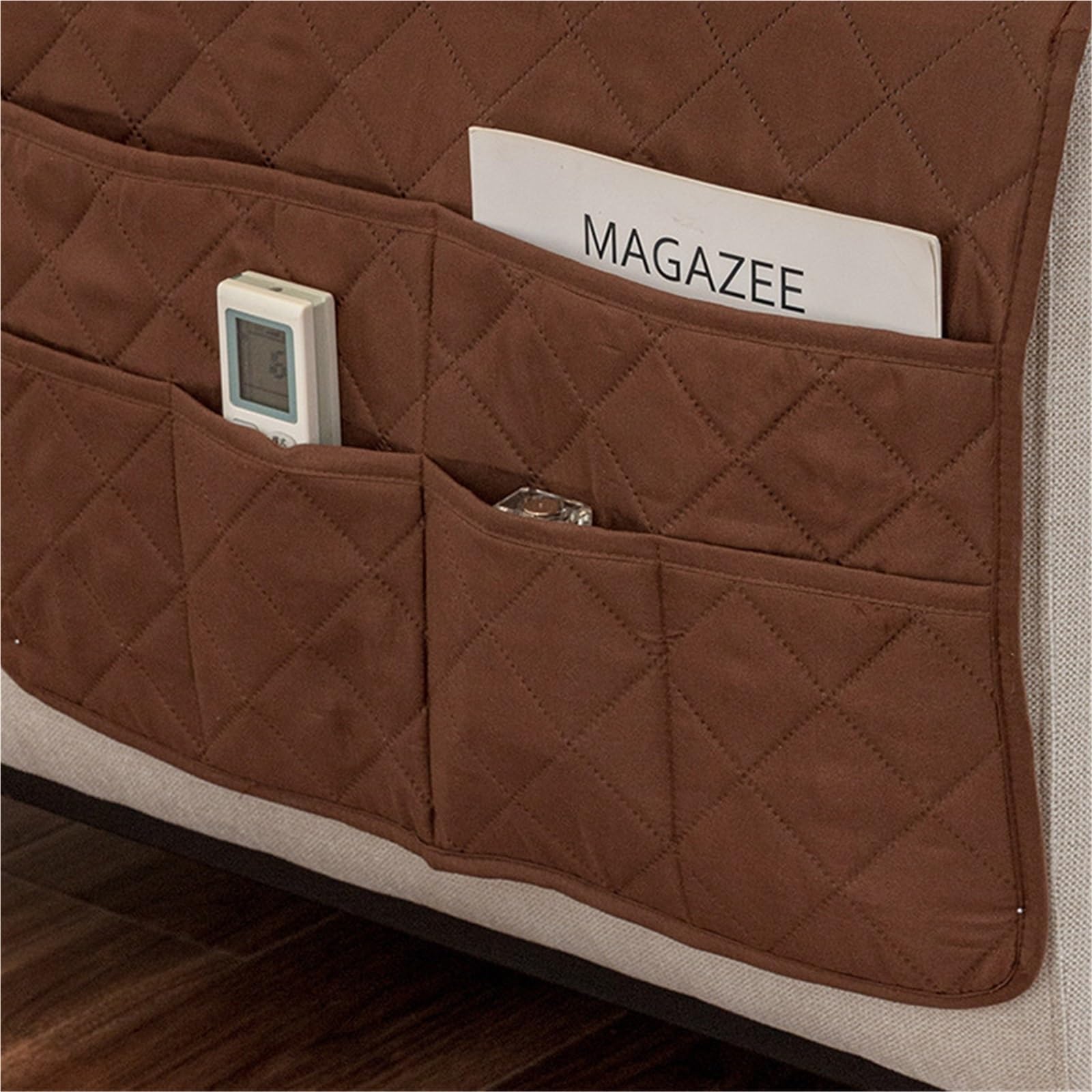 Sillón Caddy for sofá, Soporte de Control Remoto, reposabrazos reclinable, Organizador Antideslizante con Bolsillo Almacenamiento for Revista y Tableta para Sofá(Coffee)