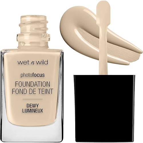 Wet n Wild Photo Focus Dewy Liquid Foundation Makeup, Porcelain