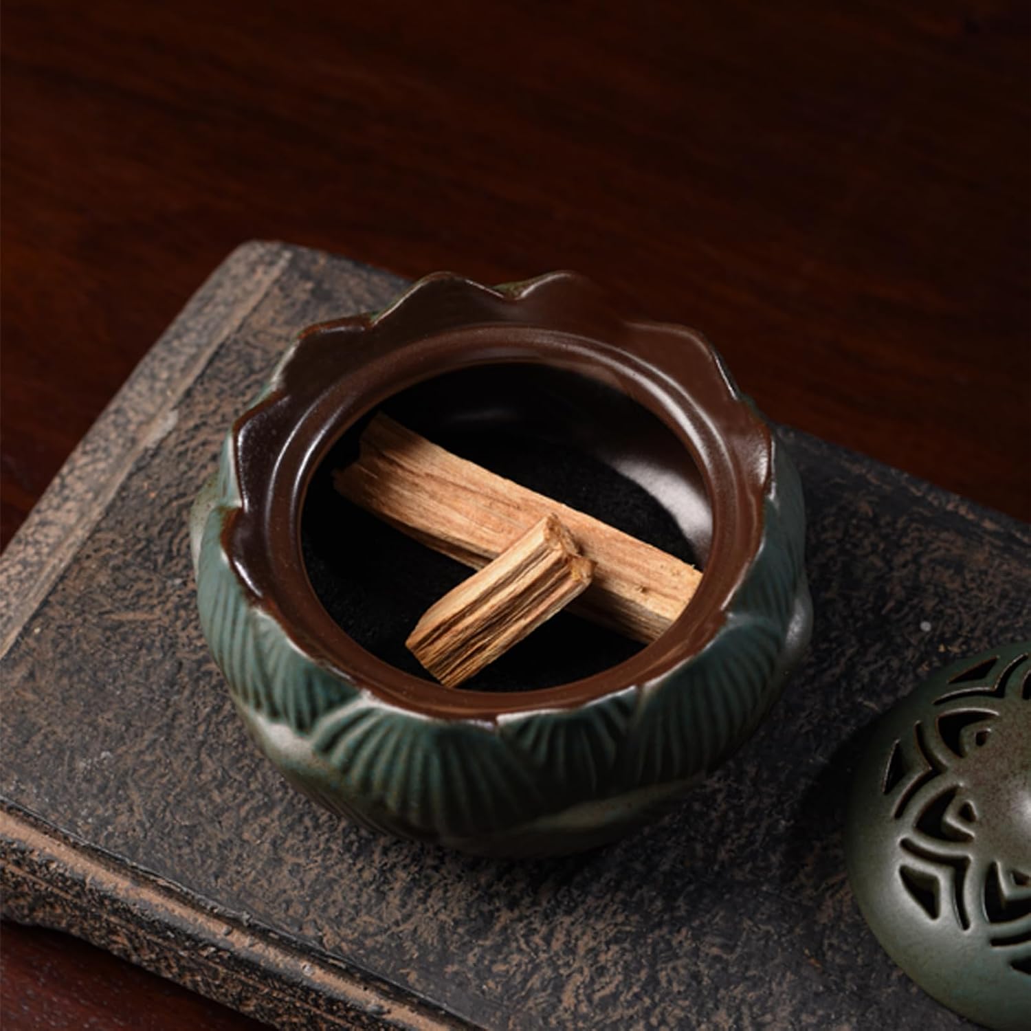 Incense Burner or Incense Cone Holder,Lotus Cone Incense Burner,Incense Cone Holder for Incense Cone and Coil Incense, Coil Incense Burner Set for Office Yoga and Home,Green