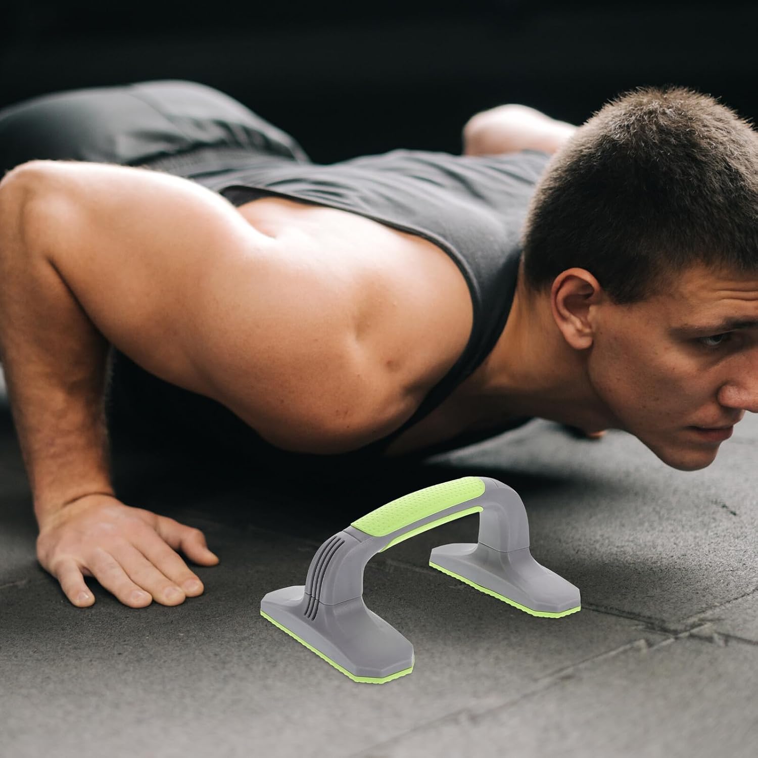 Push up Bars Strength Training Pushup Handles 2pcs Non-slip Plastic Push-up Stands for Home Workout Fitness Equipment for Men Women