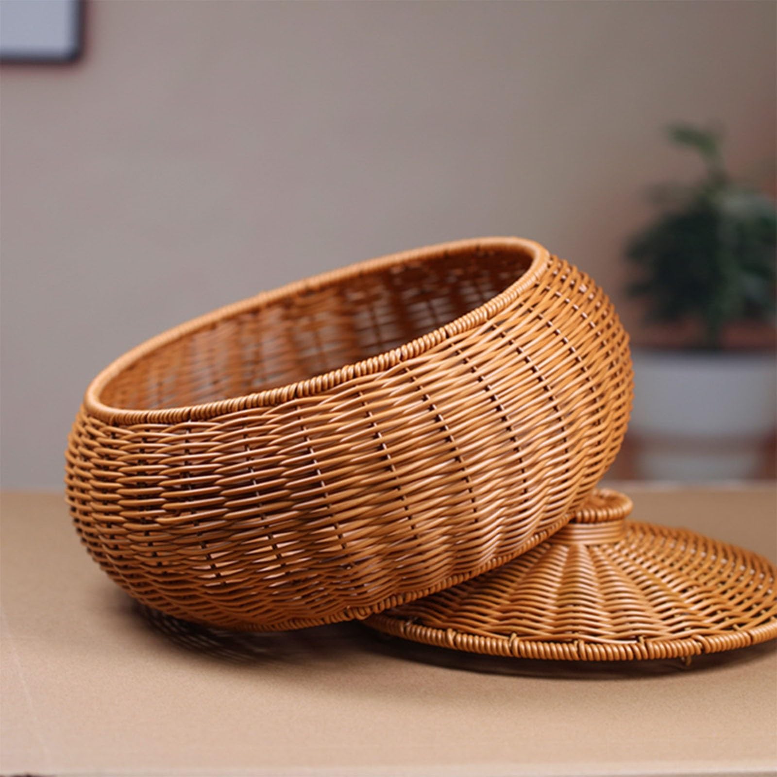 Cesto portaoggetti in rattan con coperchio, vassoio in vimini multiuso intrecciato a mano per cucina, picnic e decorazione della casa, ideale per organizzare
