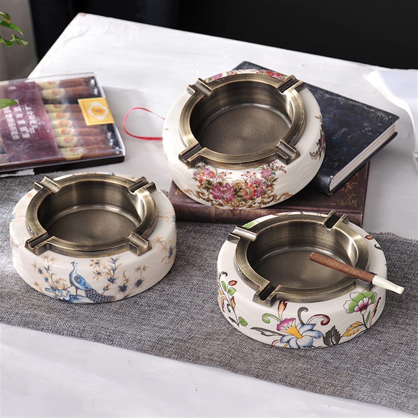 Amazon.co.jp: COLiJOL タバコホルダー灰ホルダー磁器灰皿装飾ホーム  