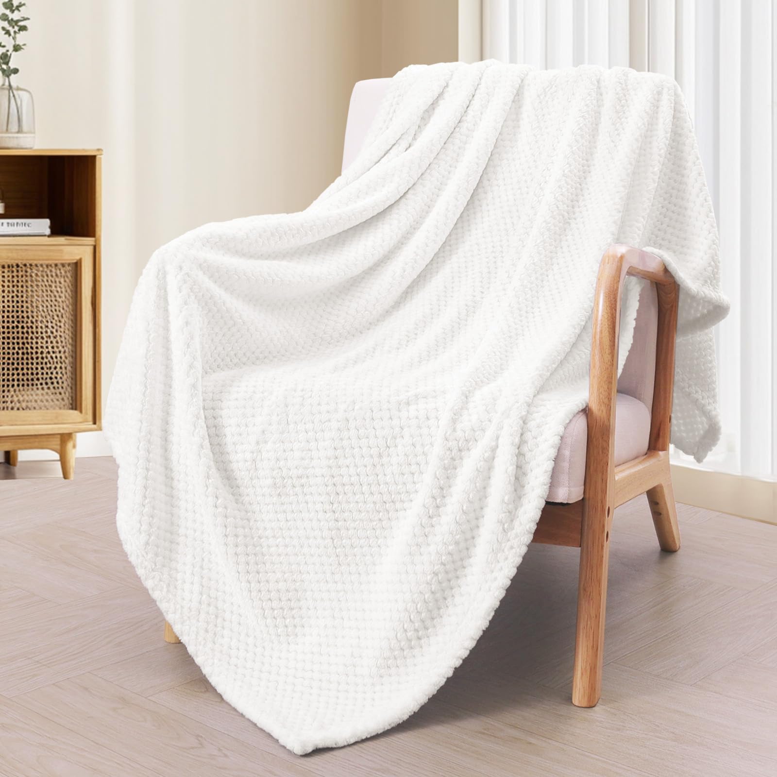 Exclusivo Mezcla Wool Blanket for Sofa, Soft Bed Blanket with Waffle Jacquard Print, Suitable for Any Season, 130 x 170 cm, White OEKO-TEX STANDARD 100