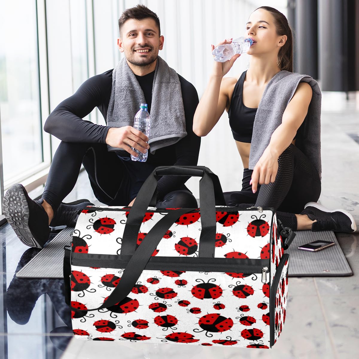 Personalisierte Sporttasche für Jungen und Männer, benutzerdefinierte Sport-Reisetasche mit Schuhfach, maßgeschneiderte Mädchen-Tanztasche, Wochenend-Übernachtungstasche für Frauen und Kinder, rotes