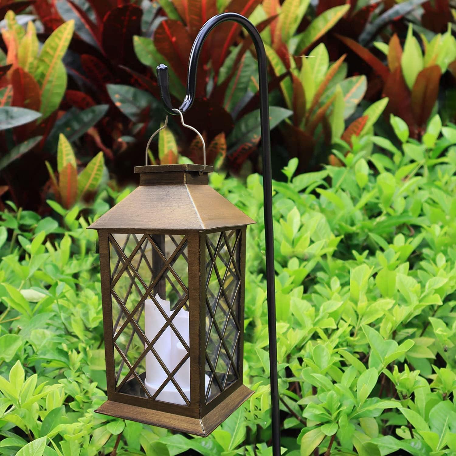 Solar Outdoor Laterne, Garten Hängende Wasserdichte Laternen, 3 LED Flackernde Flammenlose Kerze, PVC, für Garten Dekor Geschenke (2 Pack)