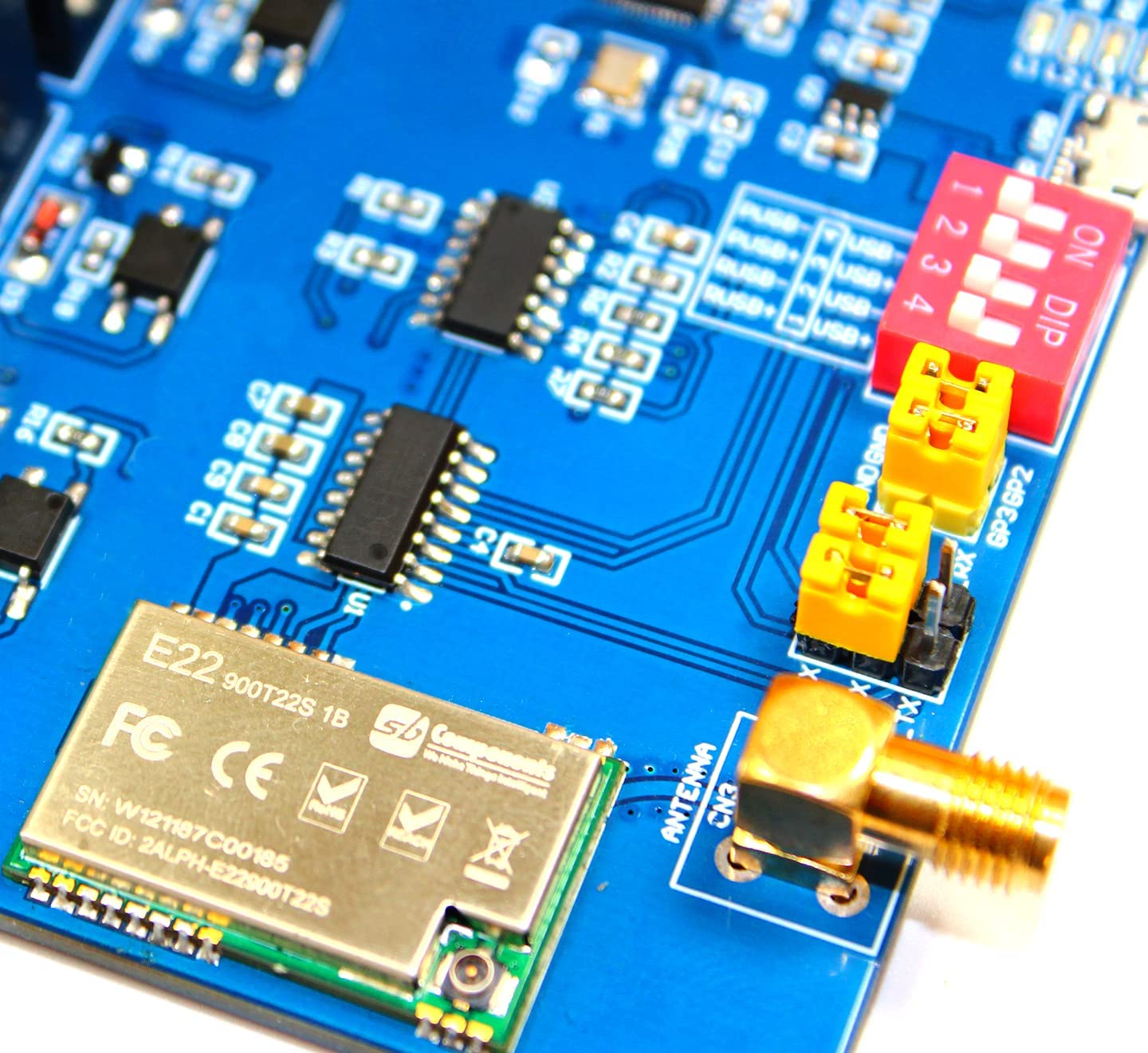 GatePi 4 Canali - Relè a 4 Canali LoRa Basato su LoRa Relè con Modulo LoRa basato su Raspberry Pi 2040 Smart Trasmissione Dati Modulo LoRa, Trasmissione fino a 5 KM (868MHz)