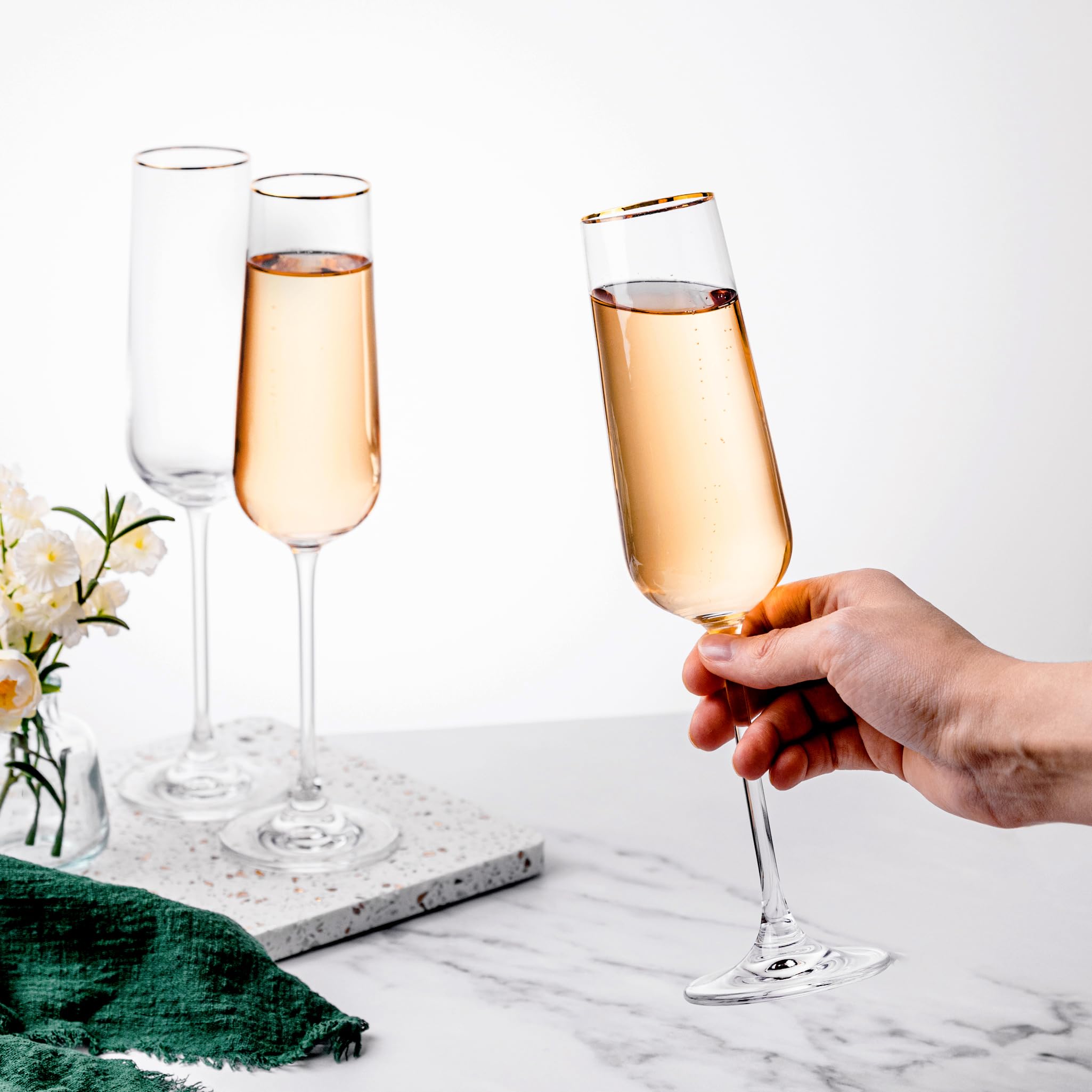 CRYSTAL LUXE Juego de 4 copas de champán doradas, copas de champán sopladas a mano, copas de champán de cristal, regalos para bodas, aniversarios, mujeres, hombres, cumpleaños