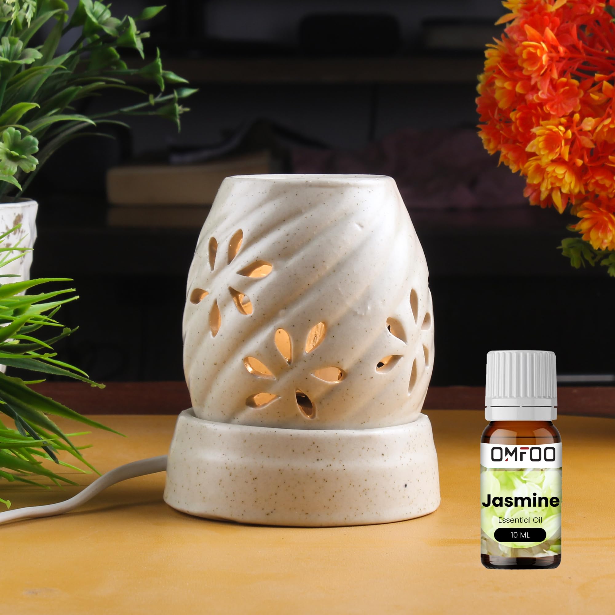 Ceramic Electric Diffuser for Aromatherphy Air Freshner Oil Burner Damru Shaped Diffuser Decorative Gifting Item for Home & Office, SPA, Shop, Hotal, Bathroom (10 ml Oil - Jasmine)