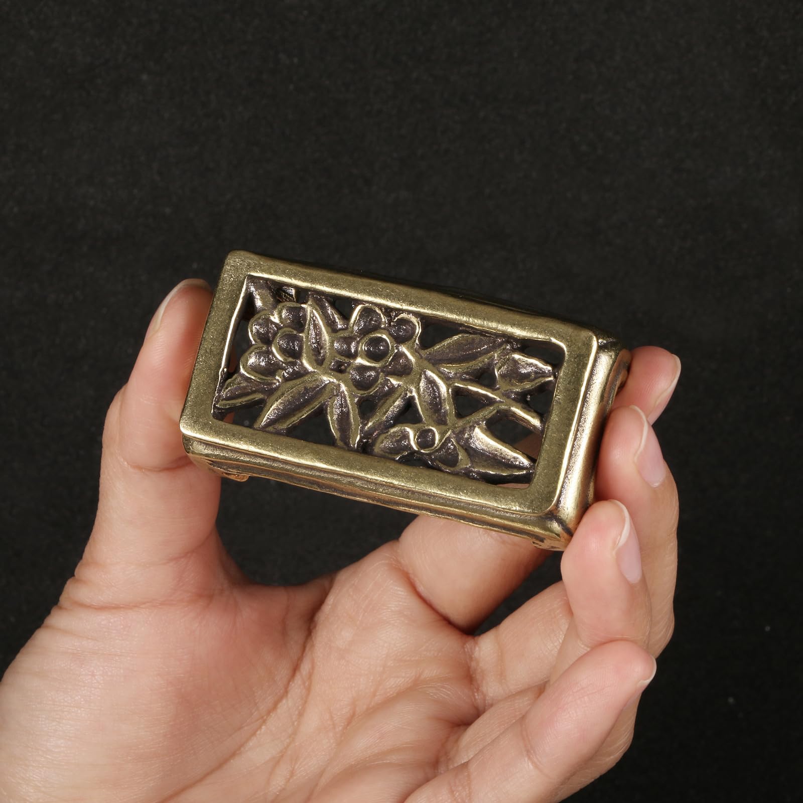 YANGPZFC Small Copper Stool Ornament Brass Statue For Desk Decor, Handcrafted Vintage Sculpture