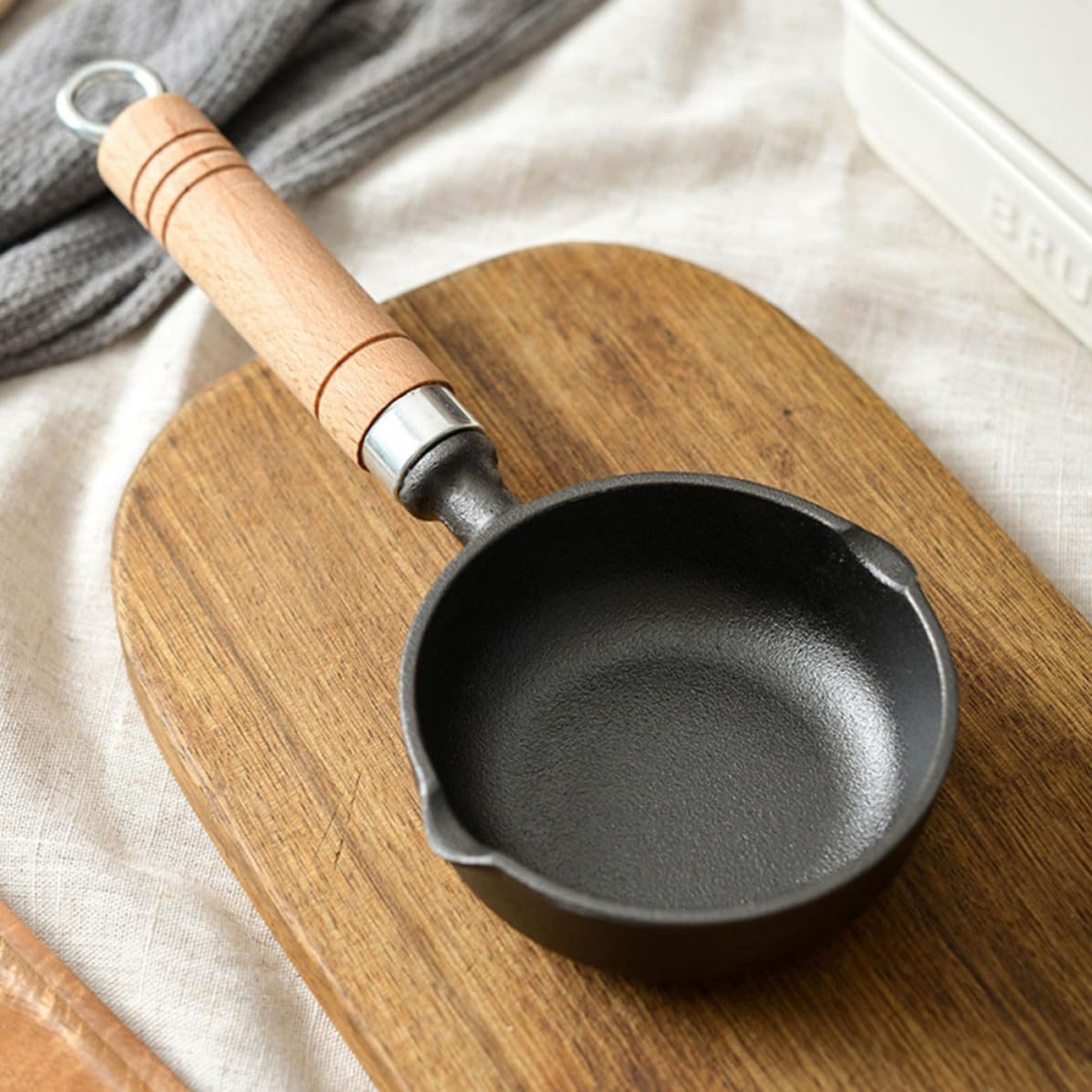 VILLCASE 2 Piezas Mini Sartén de Hierro Fundido, Sarten Pequeña, Negro, Diseño Vertedor, Resistente al Desgaste, para Freír Huevos y Hacer Tortitas en Cocina