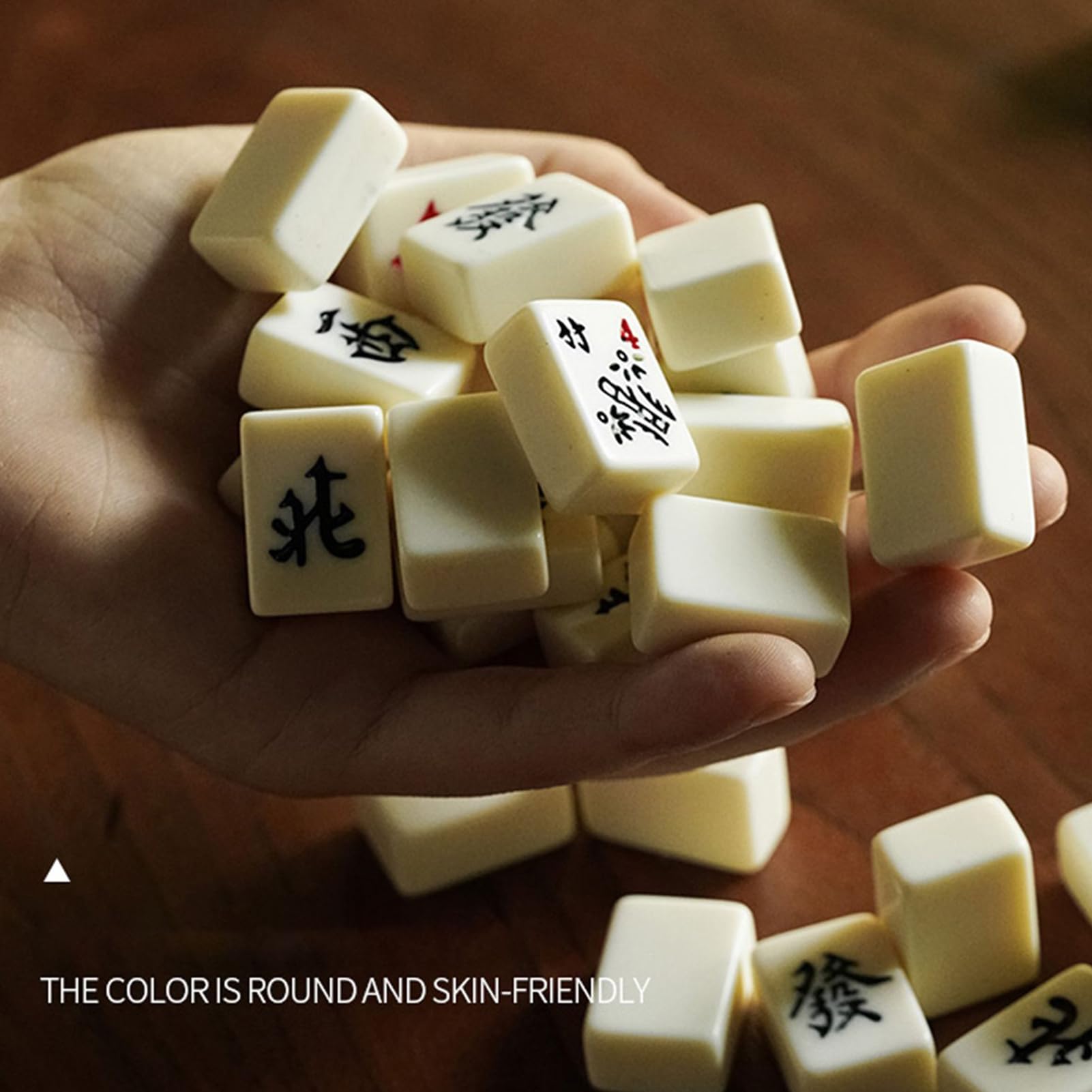 Générique Set De Mahjong Chinois Complet 144 Tuiles Portables | Jeu De Société avec 2 Cartes De Rechange Et 2 Dés | Jeux Interactifs en pour Adultes Débutants Réunions Fêtes Maison Voyage Cadeau