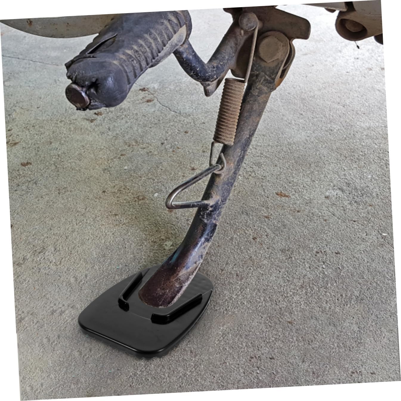 5pcs Motorcycle Side Stand Pad Durable Kickstand Support Plate for Outdoor Use Prevents Tip Overs Grass Gravel and Black Color Motorcycle Accessories
