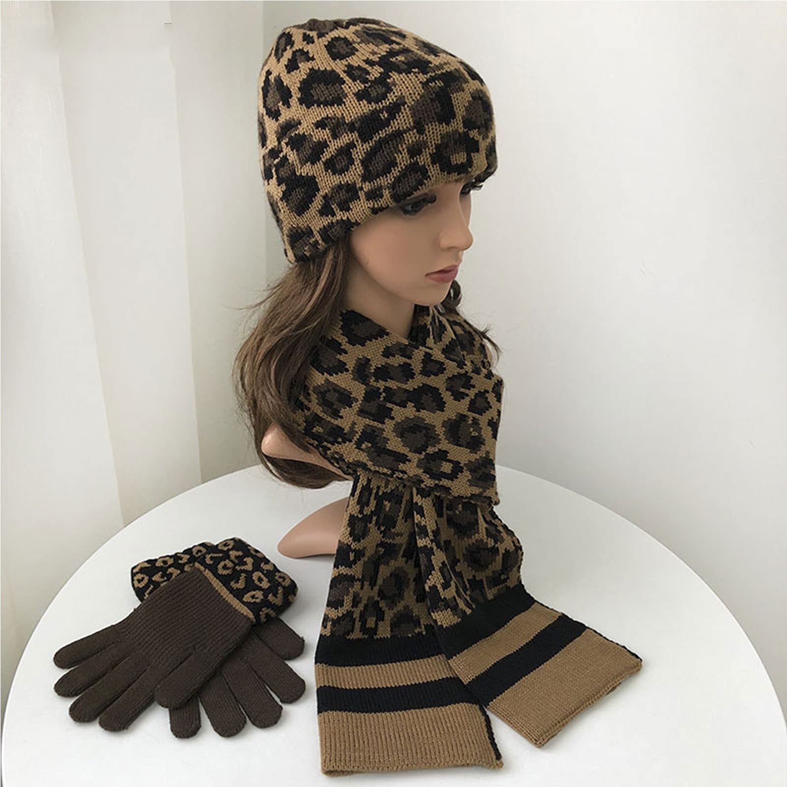 Wygwlg Winter Strickmütze Handschuhe Schal Set, 3 teilig Winter Strickset Leopard Print Warme Mütze Mütze Schal und Handschuhe Damen Mädchen (Color : Brown, Size : 400g)