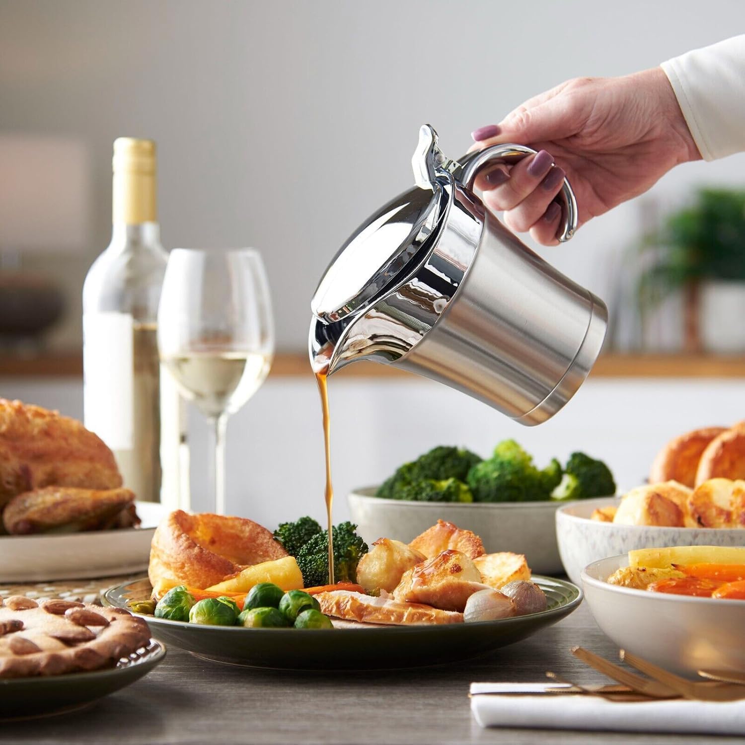 Insulated Sauce Pot,750ml Stainless Steel Thermal Insulated Double Wall Sauce Gravy Boat Pot Sauce Jug Restaurant Serving Jug for Gravy Cream Milk (Small size 450ml)