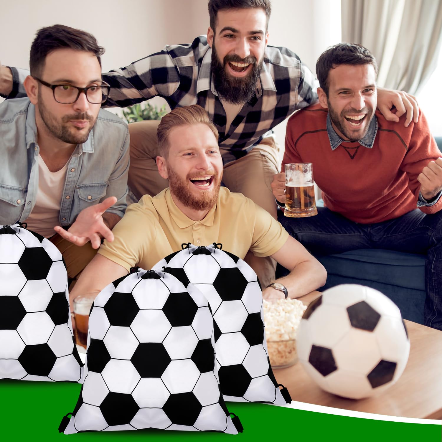 24 Pièces Sac de Cadeau de Fête de Football, 34 x 27cm Sac à Dos avec Cordon de Serrage Sachets Cadeau Foot Friandises Sac de Cadeaux pour le Thème du Sport Fête d'Anniversaire Fournitures