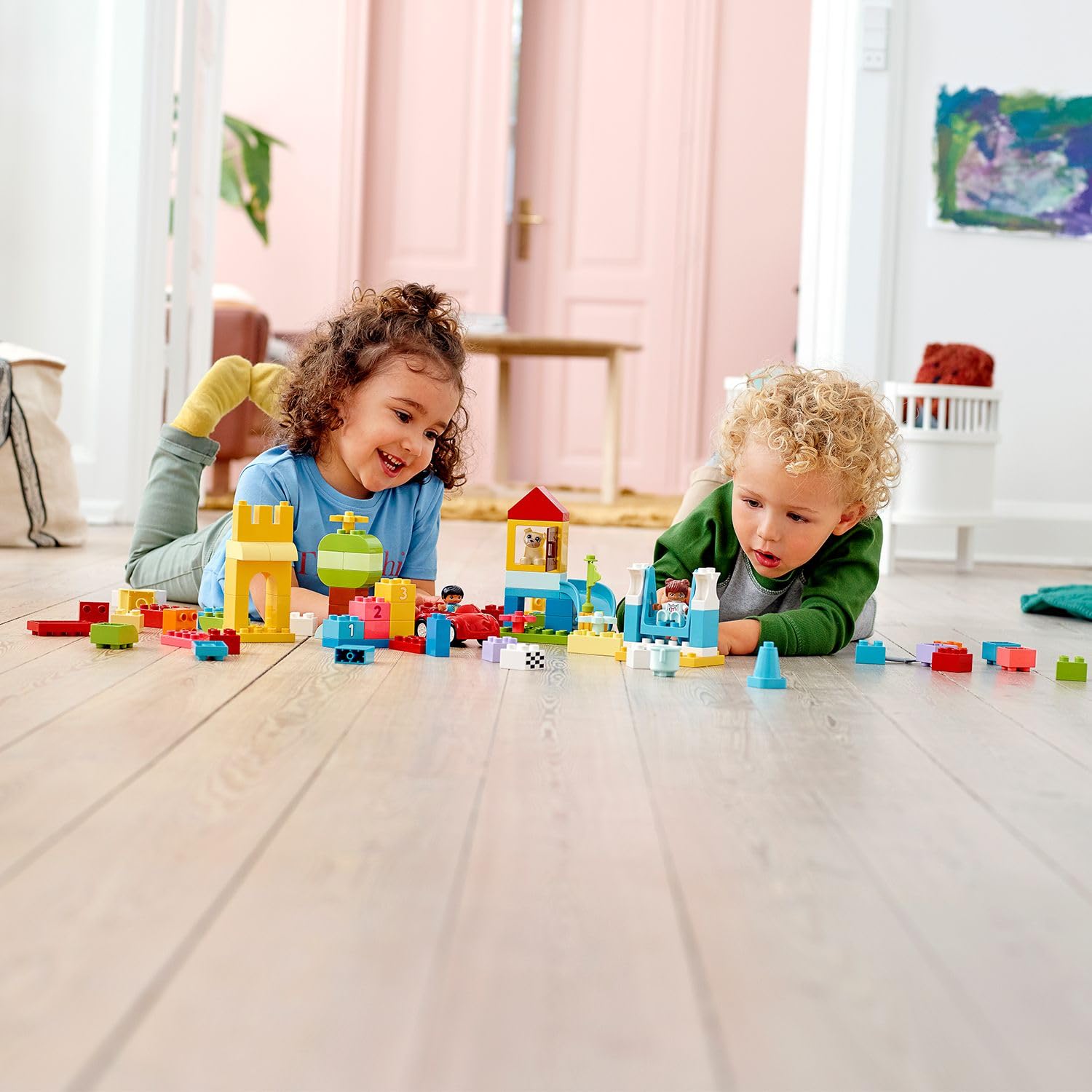 LEGO Duplo La Boîte de Briques Deluxe - Jouet dès 1 an Développant la Motricité Fine - Voiture, Briques avec Chiffres, Figurines d'animaux & Rangement pour Jouets - Cadeau pour Fille ou Garçon 10914