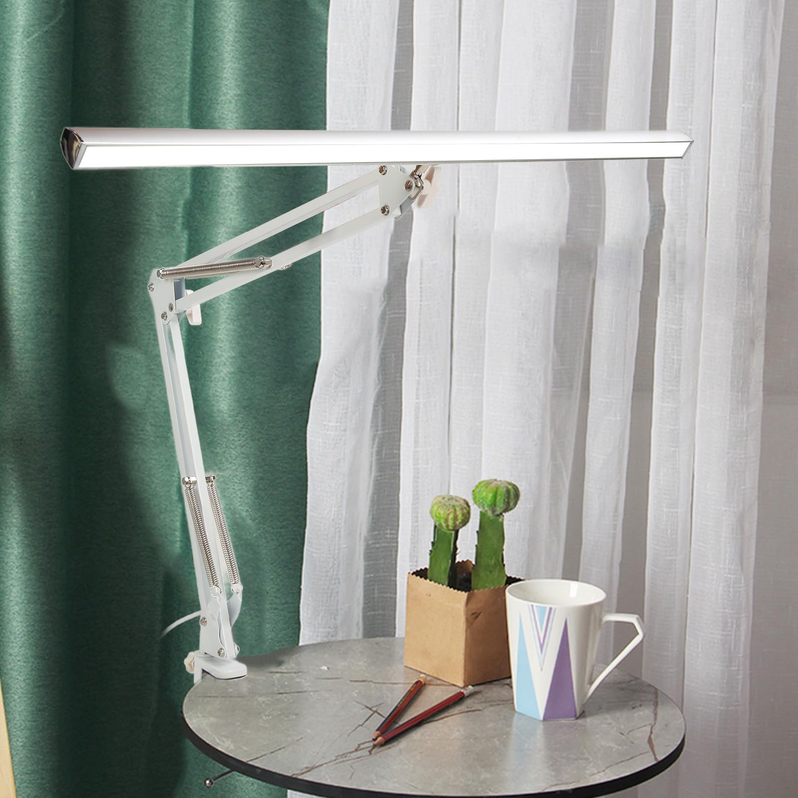 Lampada di bellezza a LED con clip a morsetto su illuminazione scrivania Lampada salone con braccio oscillante a luminosità regolabile per la lettura delle sopracciglia per il (Morsetto d'argento)