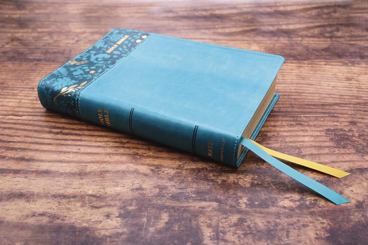 NASB, Personal Size Bible, Large Print, Leathersoft, Teal, Red Letter, 1995 Text, Thumb Indexed, Comfort Print