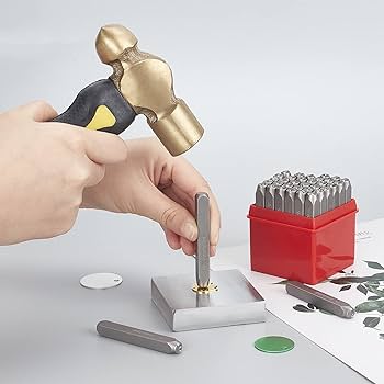 スタンピンアップ　ダイ　アルファベット Amazon.com: PH PandaHall 36 Pcs Letter and Number Metal