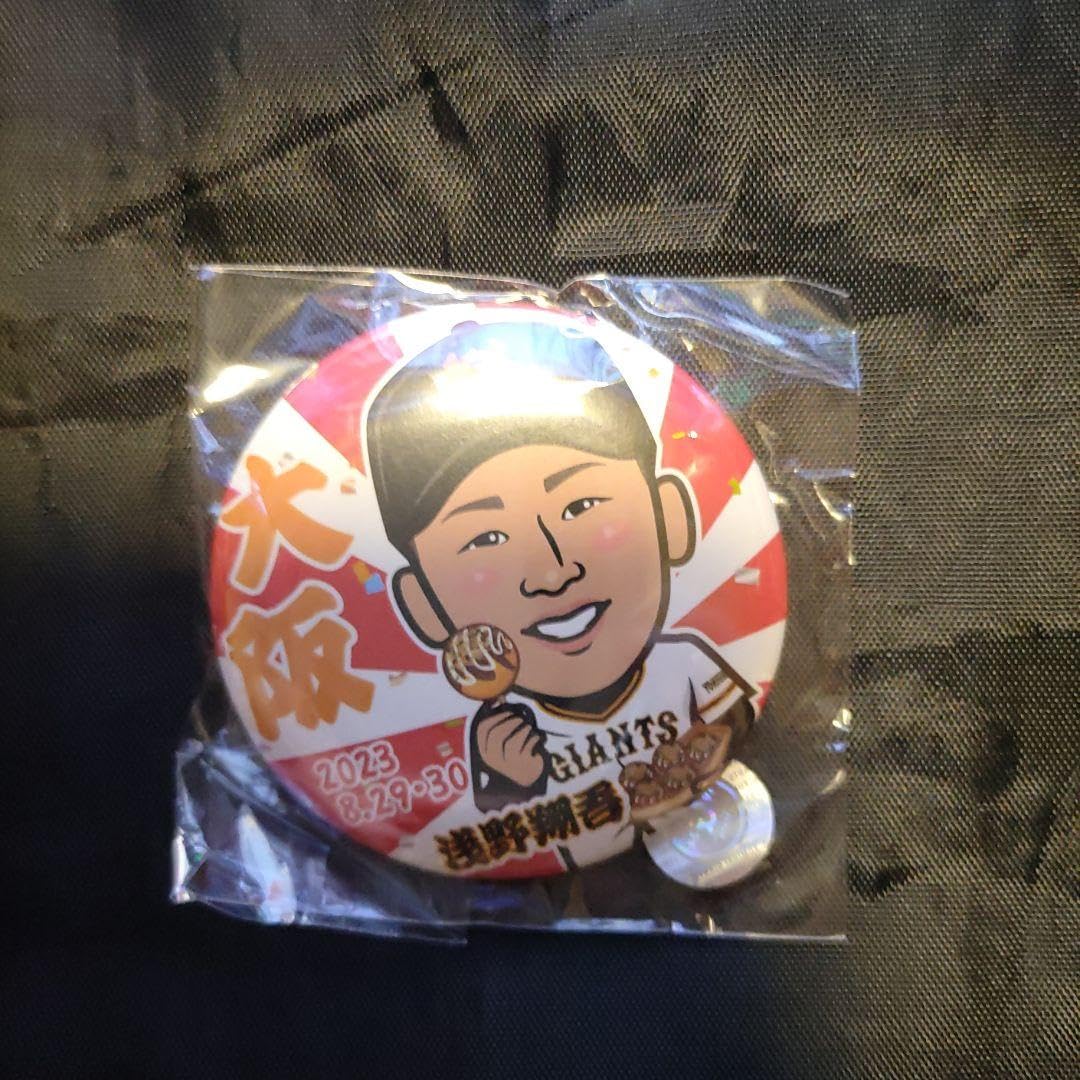 浅野翔吾 缶バッジ】進撃の巨人 ミカサ 原画 缶バッジ wit studio 浅野