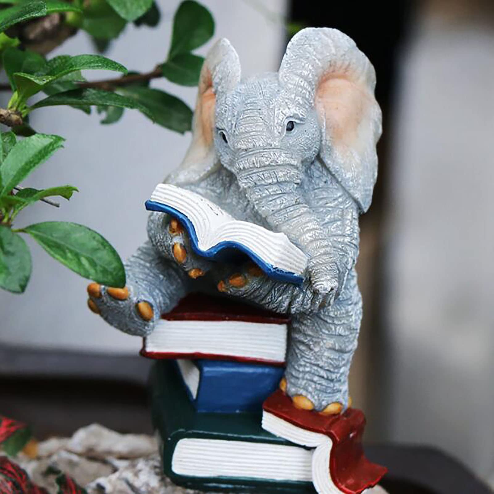Éléphant jouet figure miniature pour créer un safari miniature dans votre jardin