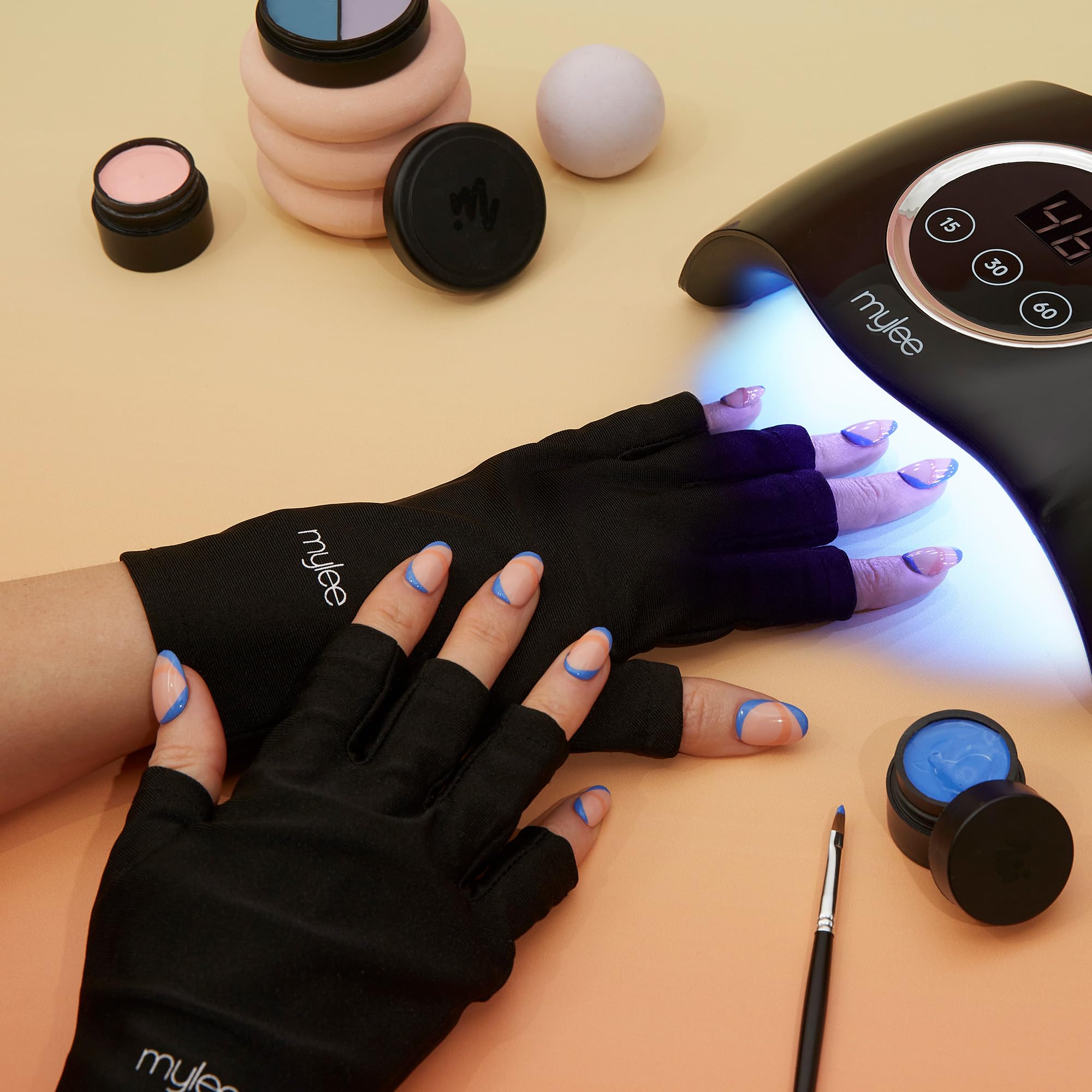 Mylee Guanti Protezione Raggi UV per Manicure Gel, 2x Guanti Neri Senza Dita per Smalto Semipermanente con Protezione UV UPF 50+, per Proteggere la Pelle Durante Manicure in Gel con Lampada per Unghie