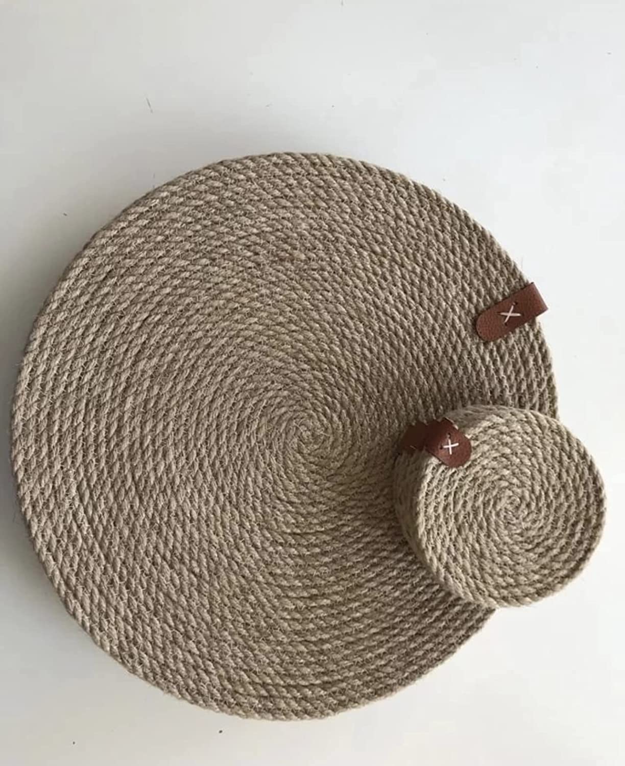 Braided Jute Placemats Best for Center Table/Bed-Side Table, Dining Table/Shelves, Natural Beige Pack of 8, 30 cm Round 4ps+4 ps of 15 cm (B0BSXL2WWX) Amazon Price History, Amazon Price Tracker