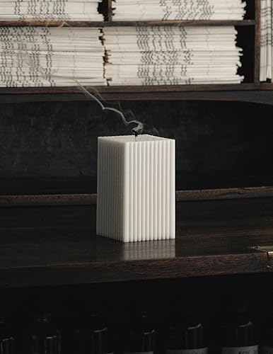 LAWA - Vela cuadrada acanalada Hermosa vela de cera de soja perfumada hecha a mano, elegante vela estética de burbujas, regalo de inauguración de