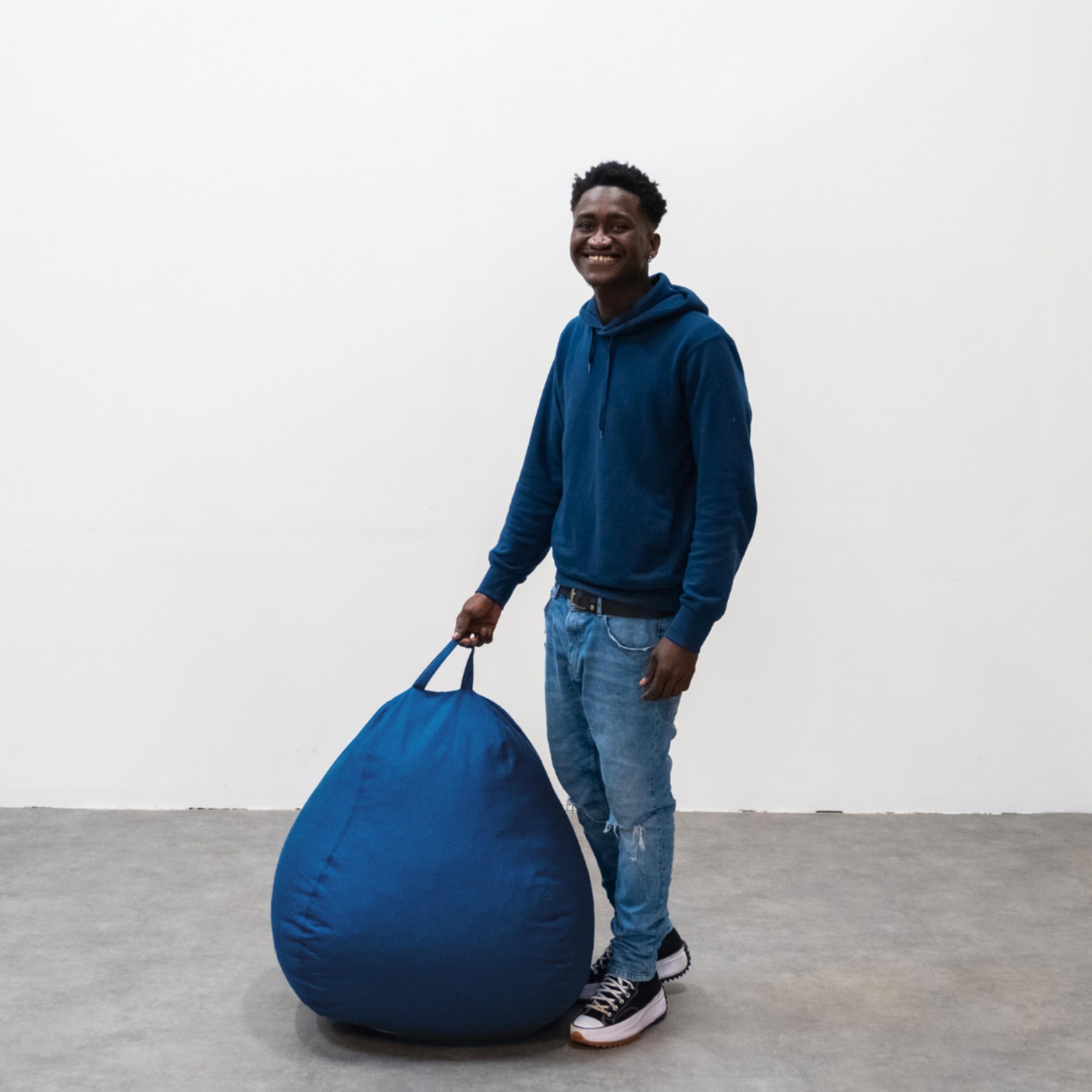 bananair - Pouf Poltrona Sacco con Imbottitura in Schiuma - Morbido e Confortevole - Fodera Lavabile - Pratico e Facile da Trasportare - Pouf Sacco per Tutta la Famiglia (80x70 cm, Blu)