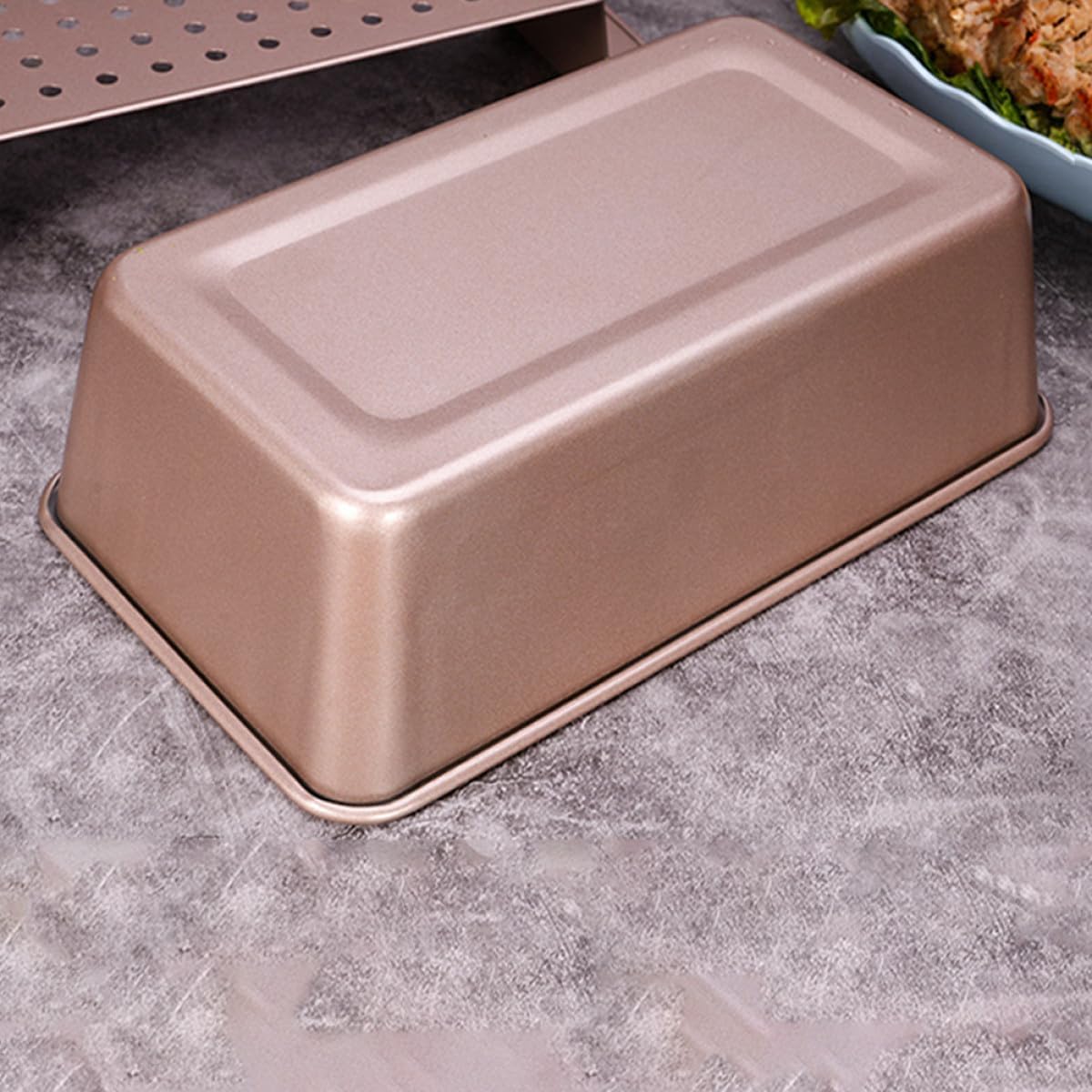 Non-stick Carbon Steel Loaf Pan Bread Baking Mold Household Toast Bakeware Rectangular Metal Bread Pan for Oven Use Rose Gold