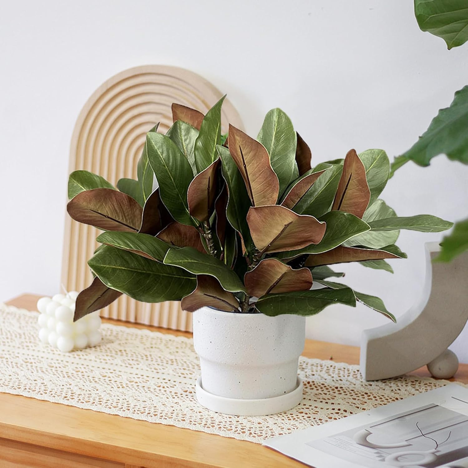 6Pcs Faux Magnolia Leaves with Stems Artificial Greenery Stems Faux Magnolia Leaf Branches Fake Green Leaves Picks for Home Indoor Outdoor Office Table Centerpieces Decor