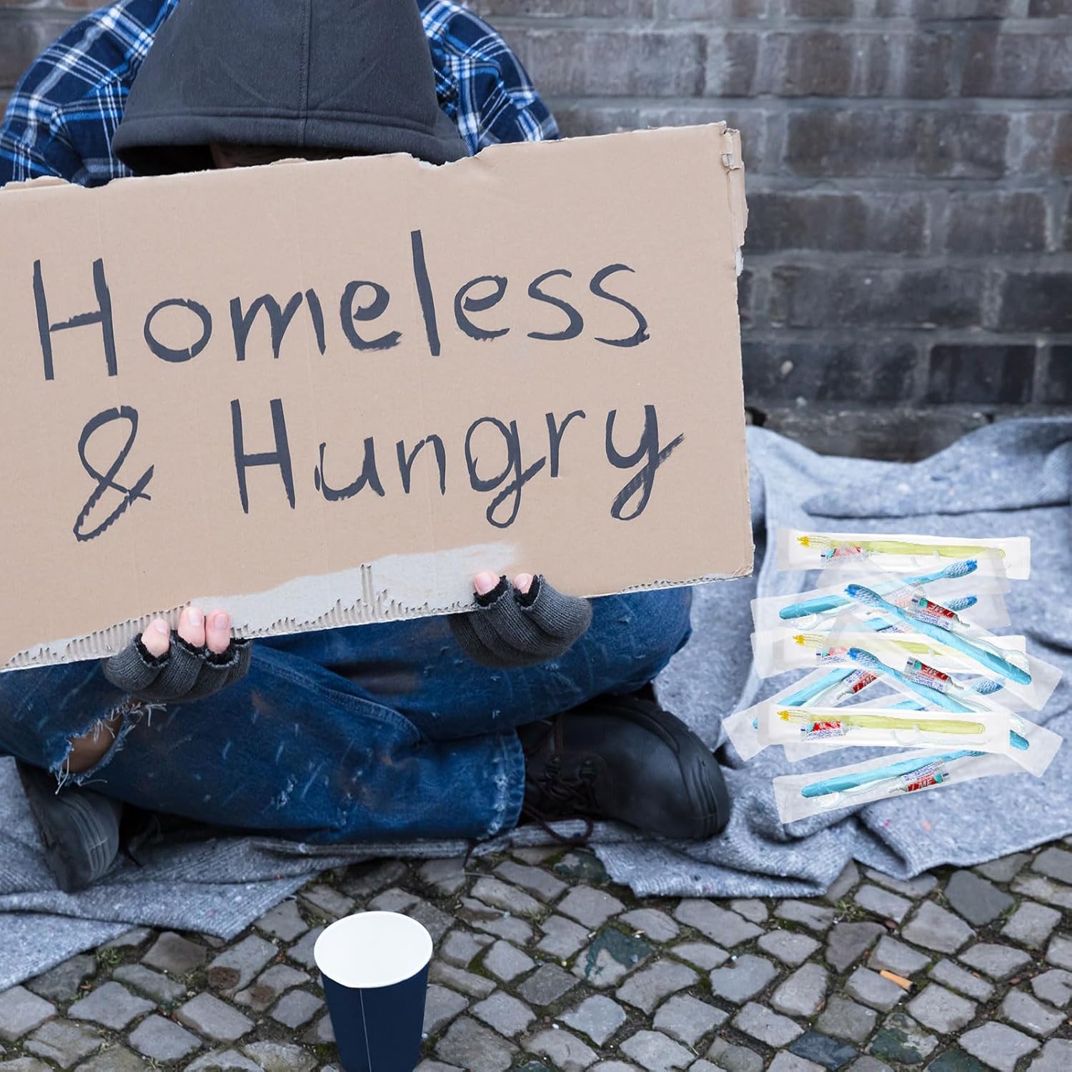 300 Sets Disposable Toothbrushes with Toothpaste and Floss Bulk Individually Wrapped 10g Toothpaste Homeless Hygiene Kit Bulk Homeless Care Package Supply for Travel Shelter (Blue,Pink)