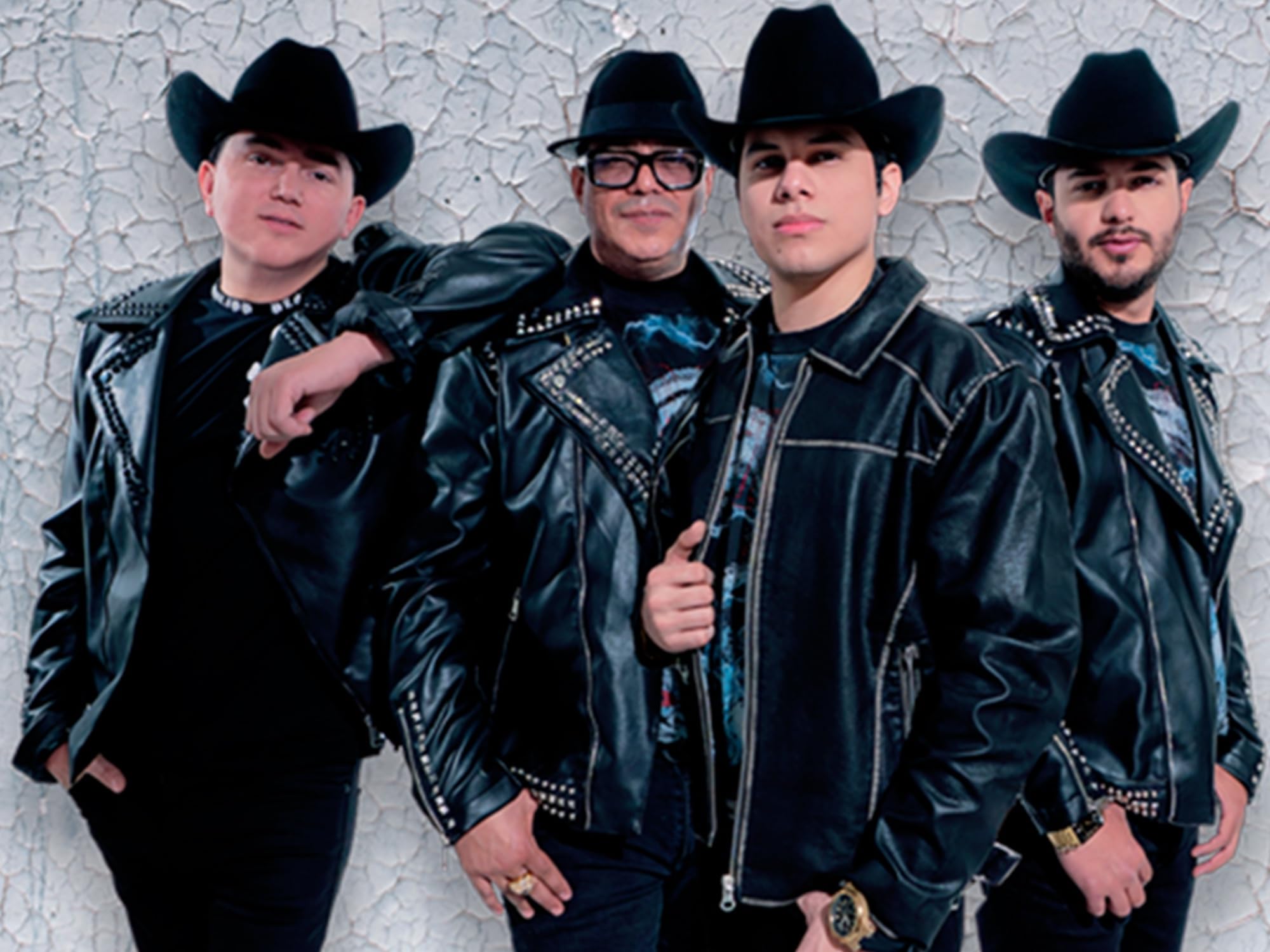 Los Plebes del Rancho de Ariel Camacho