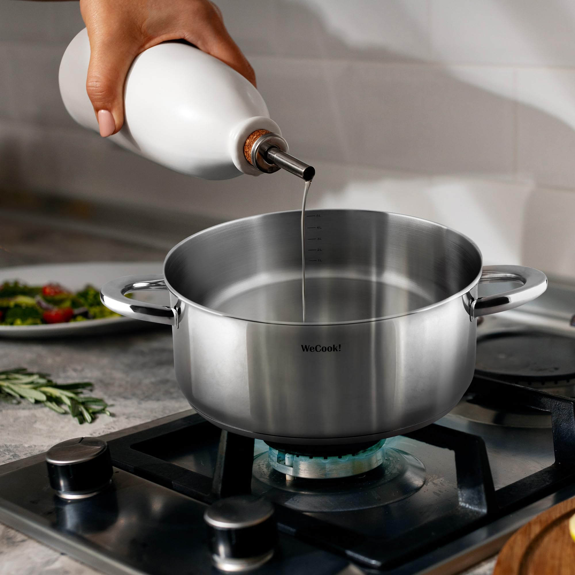 Wecook! Pentola in acciaio inossidabile 18/10 con coperchio in acciaio, Adatta a tutti i tipi di fornelli inclusa l'induzione, scala di misurazione integrata, Ø 30 cm, capacità 7,7 litri.