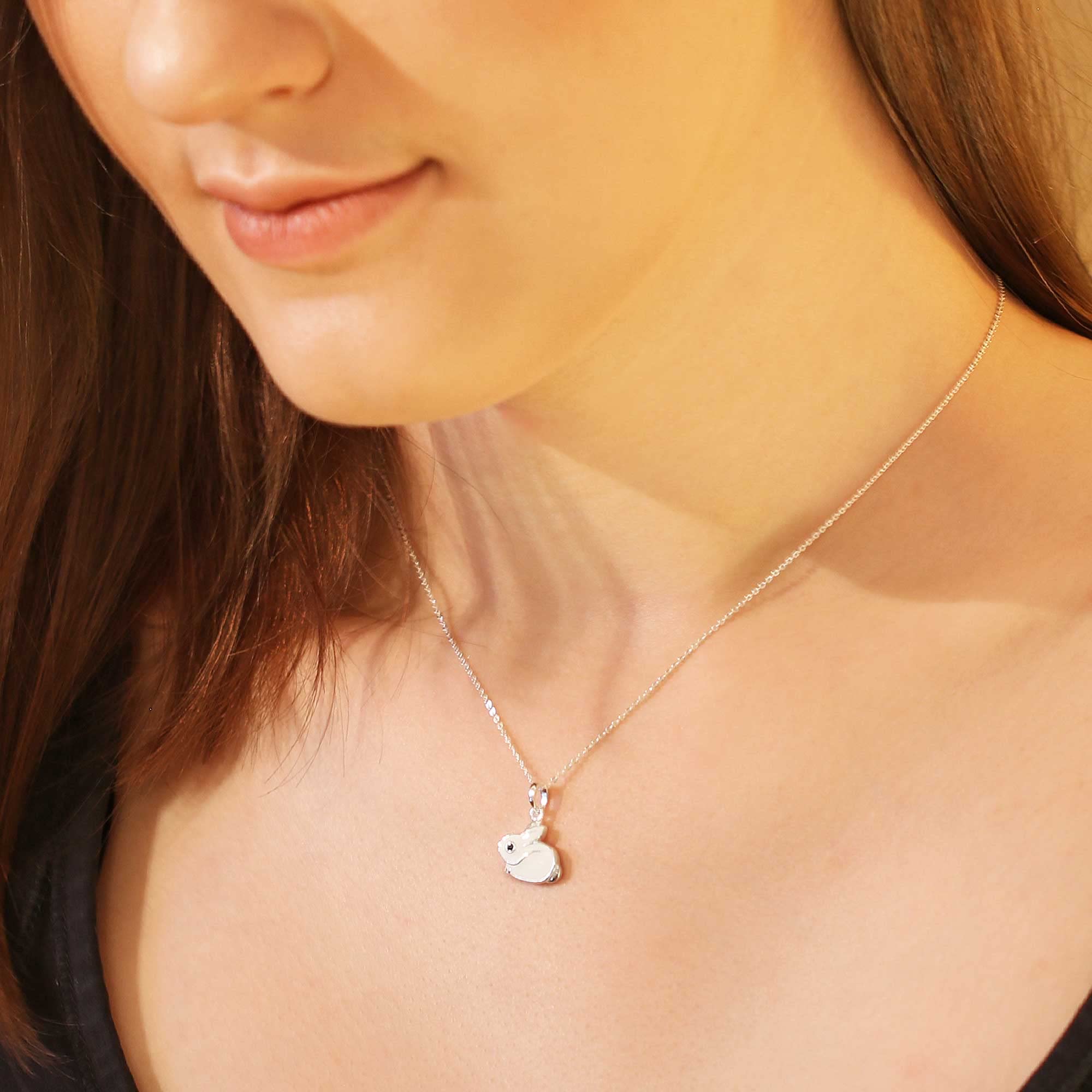 CLEVER SCHMUCK Ensemble pendentif lapin en argent pour enfant 12 x 11 mm fourrure blanche laquée yeux noirs brillants avec chaîne ancre 40 cm en argent sterling 925 pour enfants, Brillant, en partie