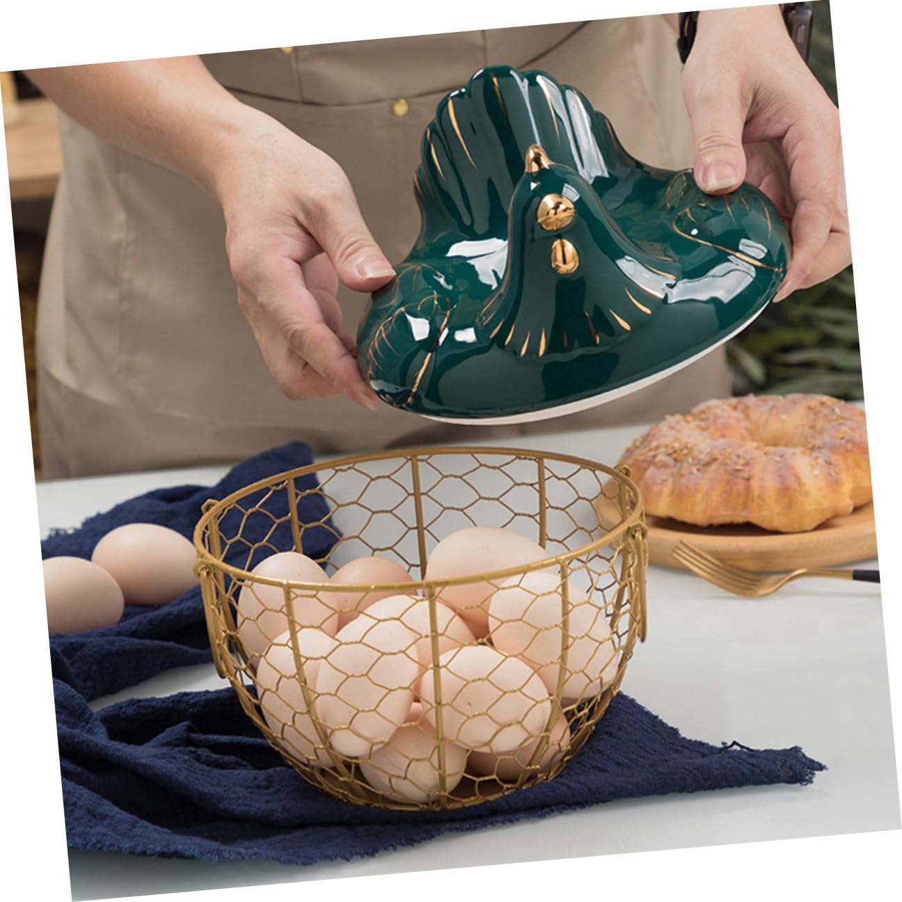 Joli Panier à Œufs Décoratif en Fer, avec Couvercle Vert