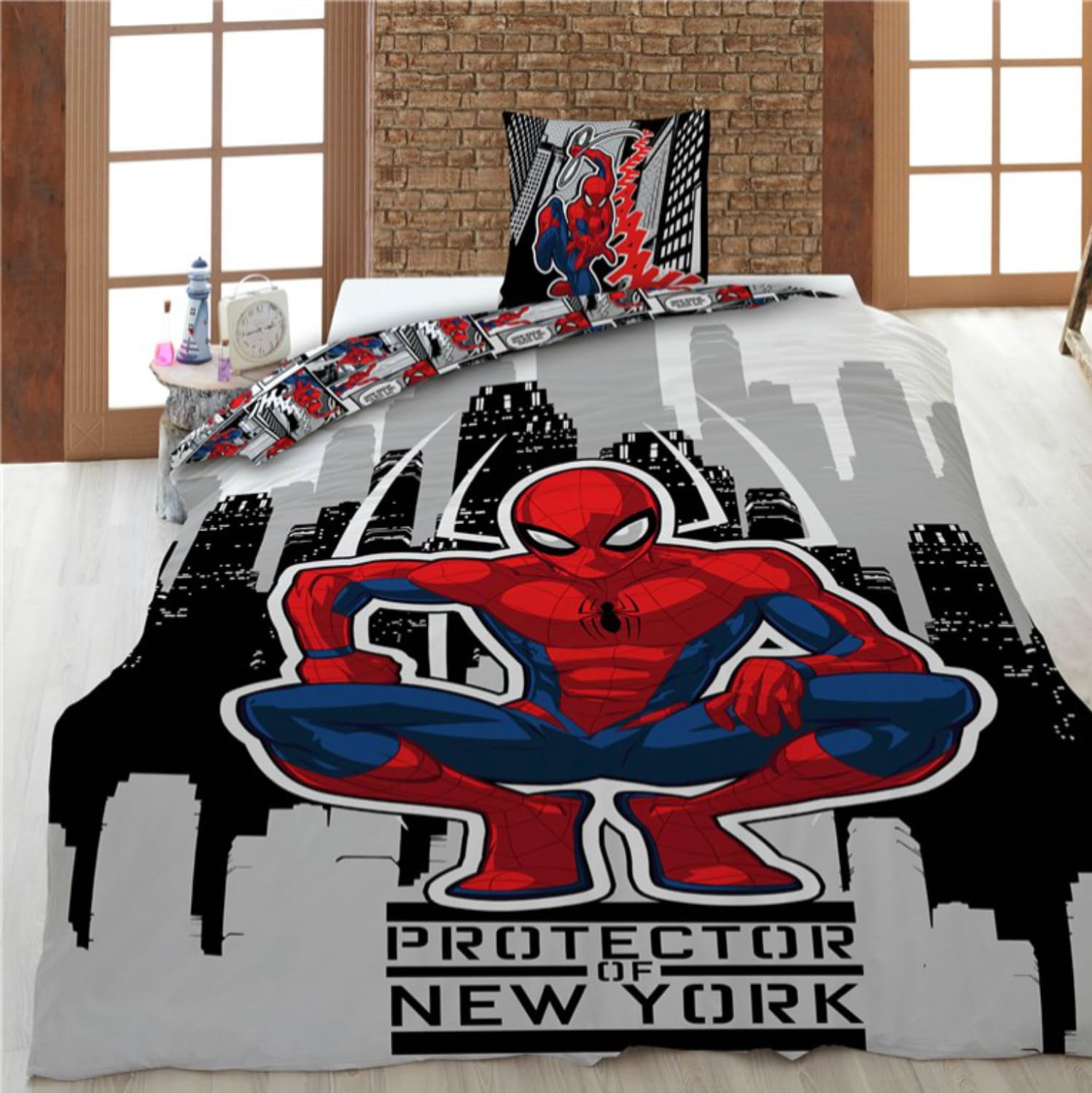 Aymax Multicolored Spiderman New York Single Bedding Set, Reversible Duvet Cover 140 X 200 Cm + Pillowcase 65 X 65 Cm, Polycotton