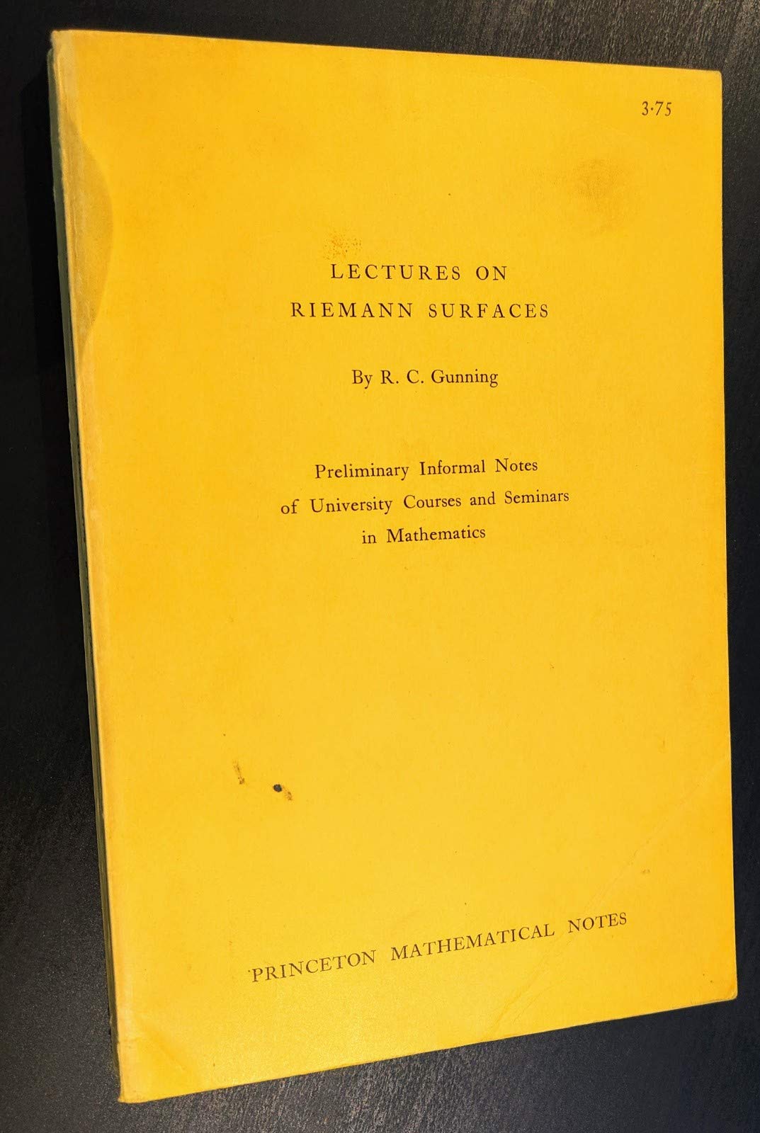 Lectures On Riemann Surfaces