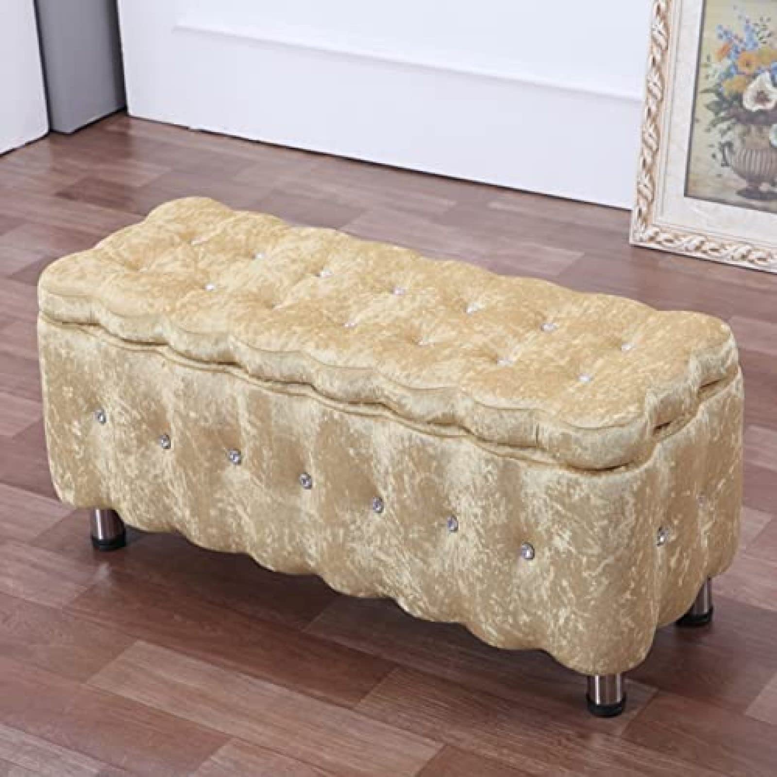 Banc de rangement de luxe capitonné en velours violet clair et pieds dorés