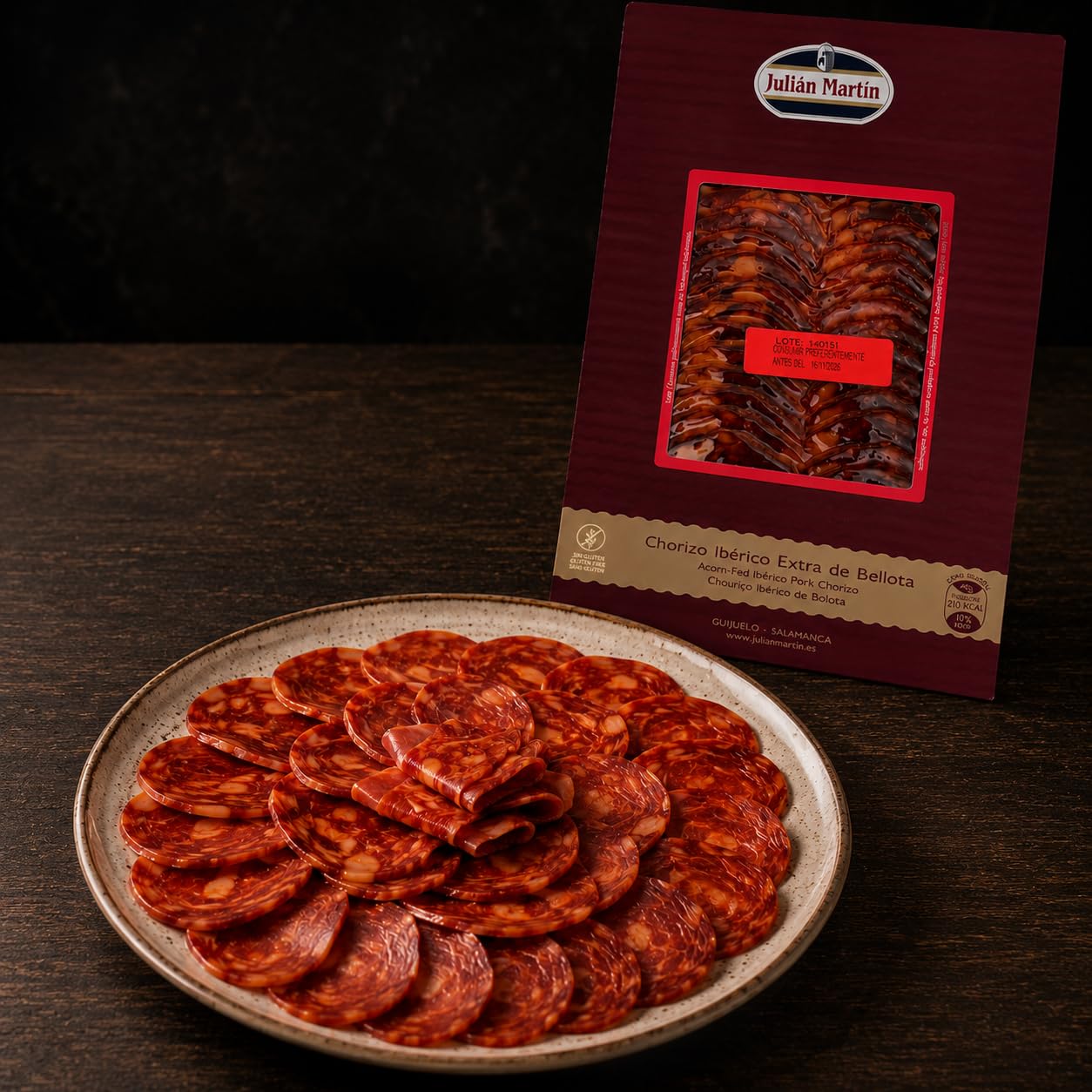 Cesta Gourmet - Jamón Ibérico Cortado a Cuchillo y Embutidos Loncheados de Guijuelo con Queso Añejo Leche Cruda (200g) – Pack Gourmet (5x100g) con AOVE (500ml) y Picos – Cesta Ideal para Tapas