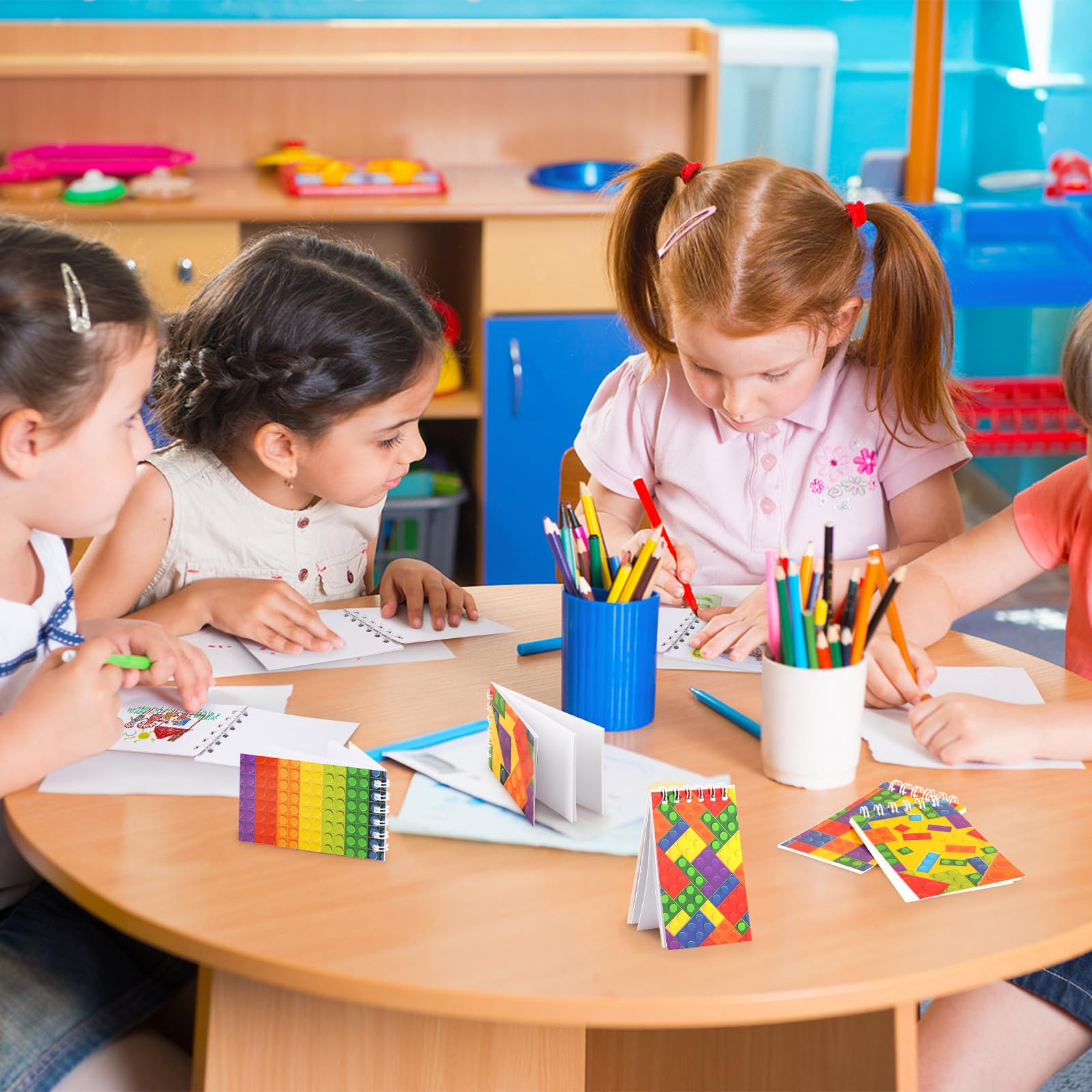 Atiloy Paquete de 24 mini cuadernos de bloques de construcción a granel, coloridos blocs de notas en espiral para niños, suministros de fiesta temática de carnaval, decoración para adolescentes, niñas