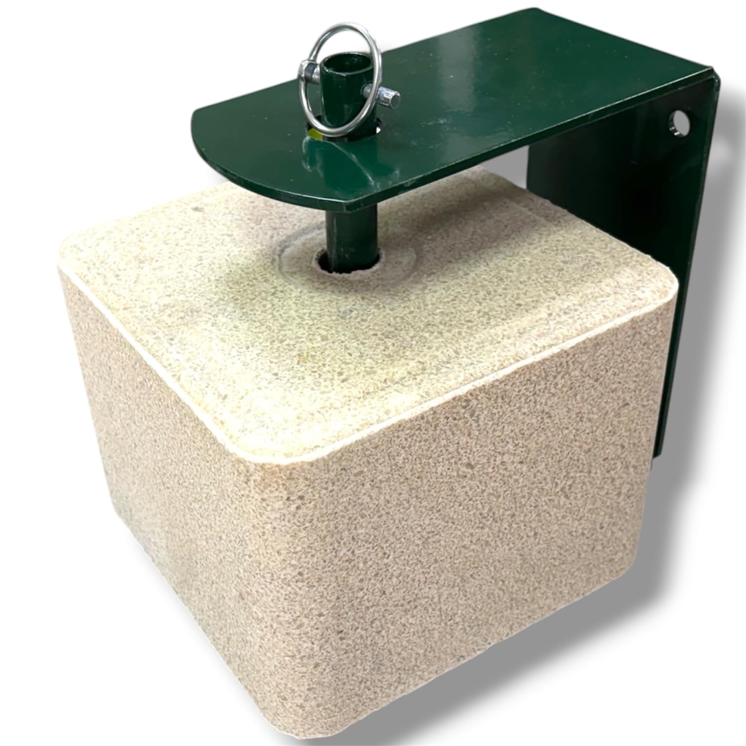 Supporto metallico per blocchi di sale compatti.