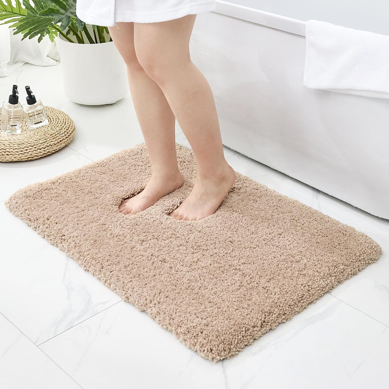 Ruggnovea Ultra Thick Bath Mat 24x17